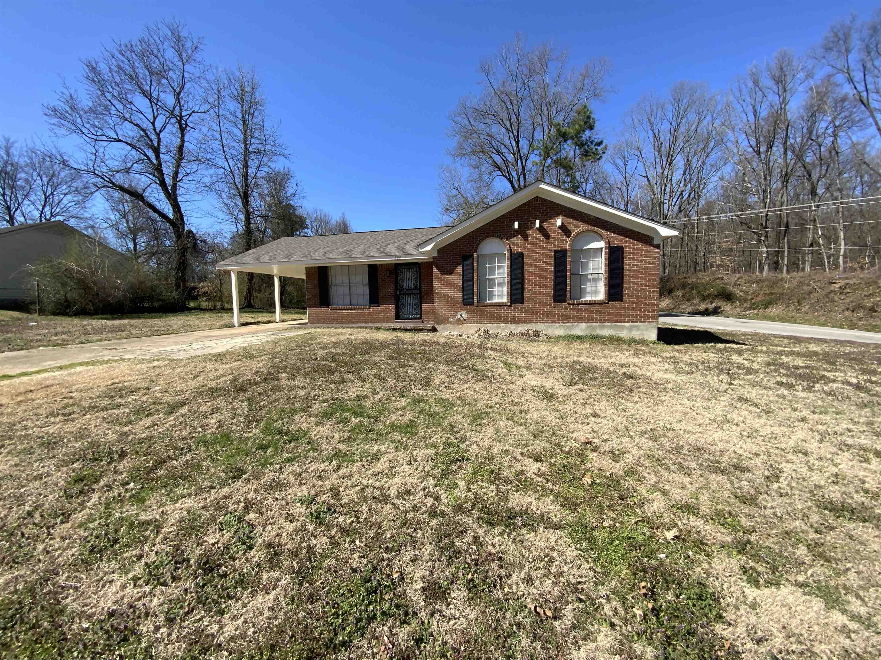 4301 University St Property Photo 2