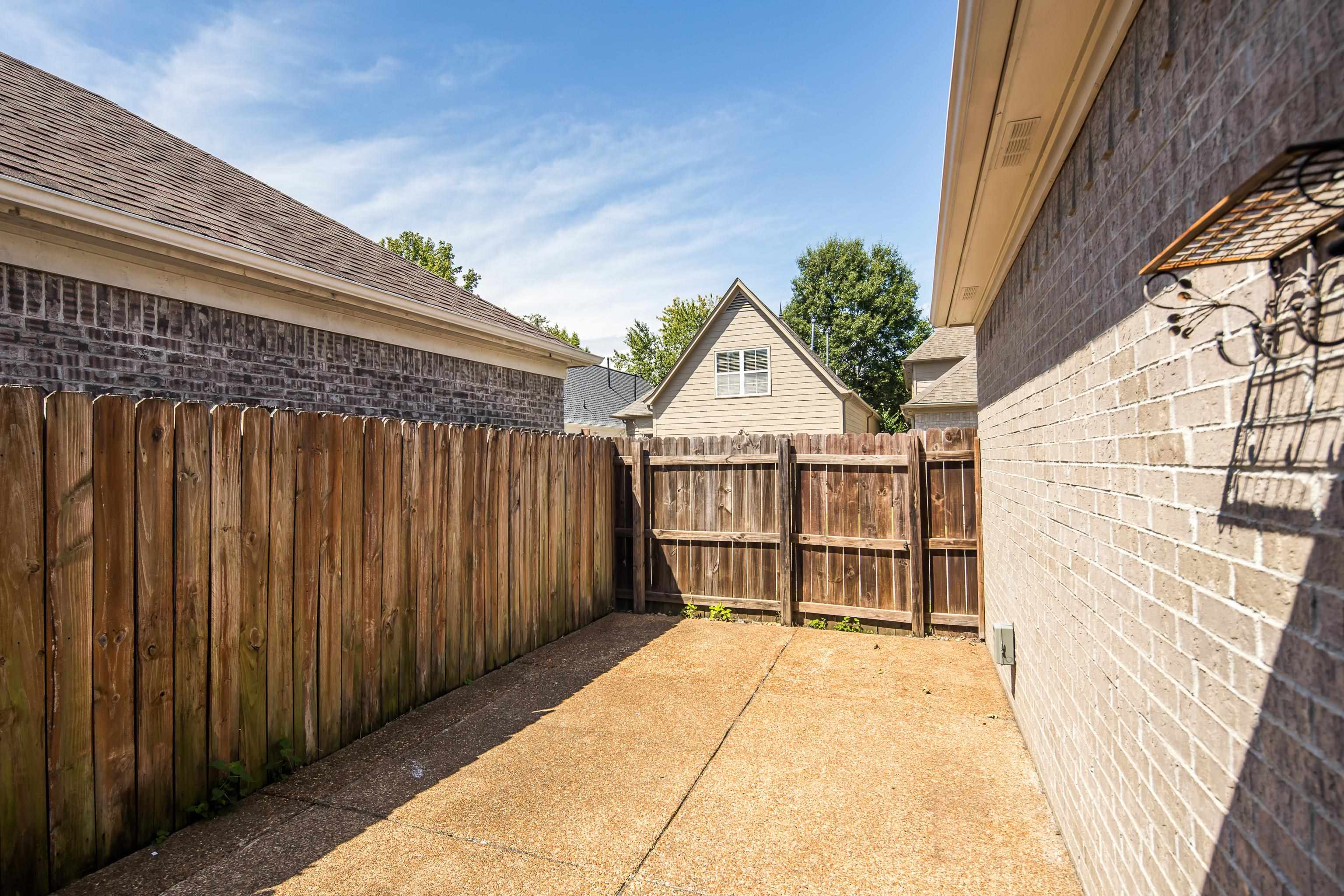 1893 Talisker Dr Property Photo 36