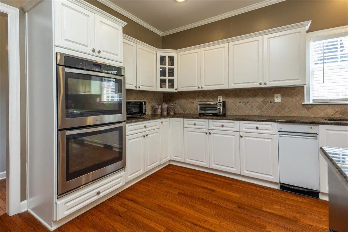 2062 Johnson Rd Property Photo 5