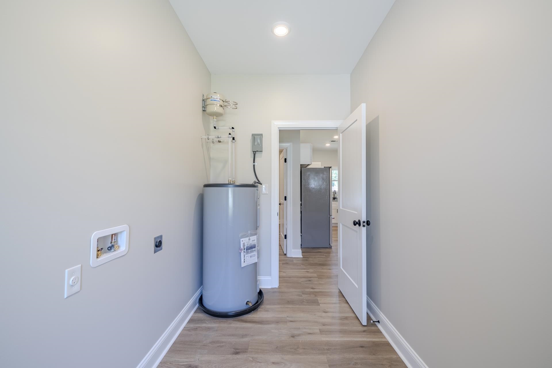 225 Chariot Ln Property Photo 8