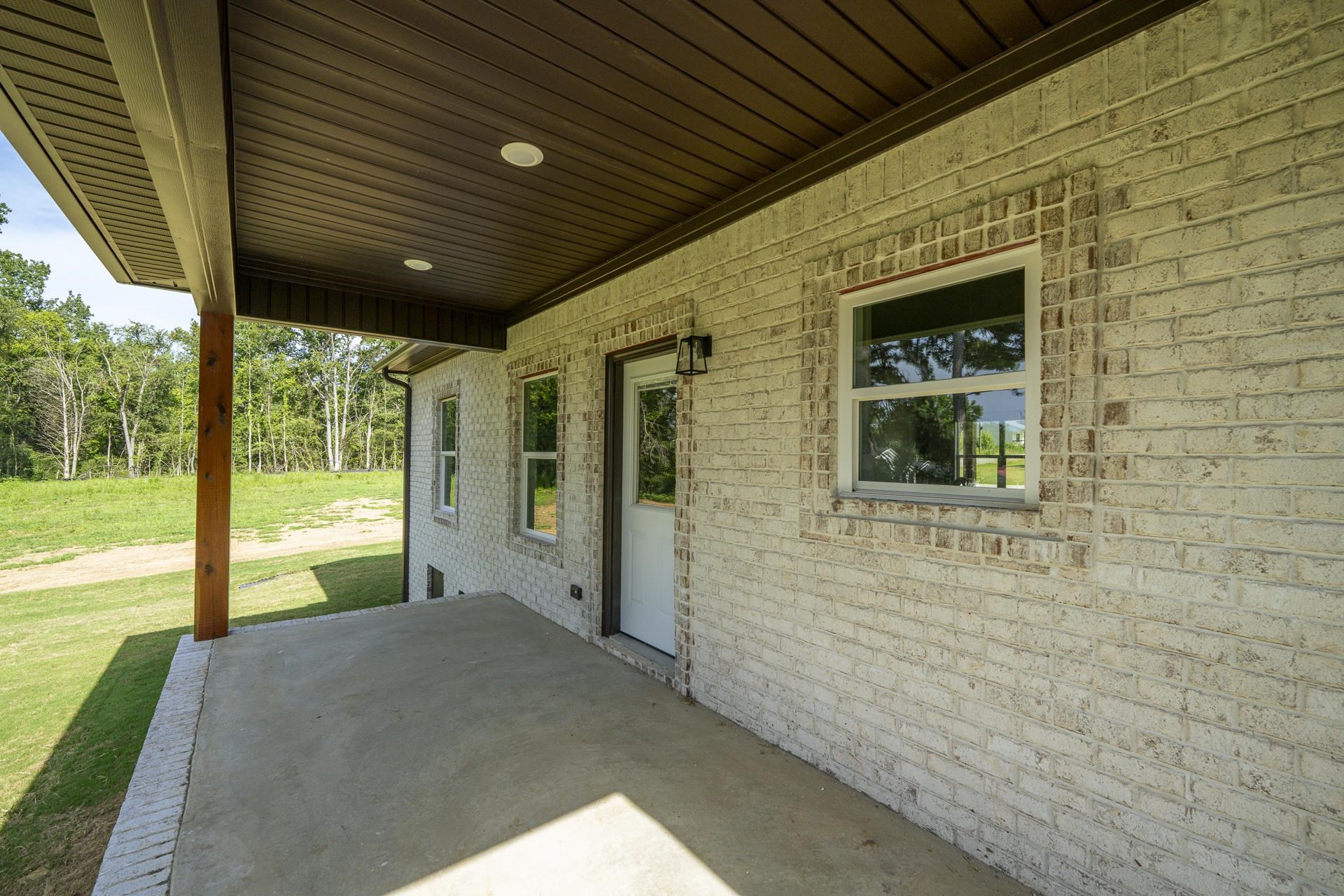225 Chariot Ln Property Photo 14