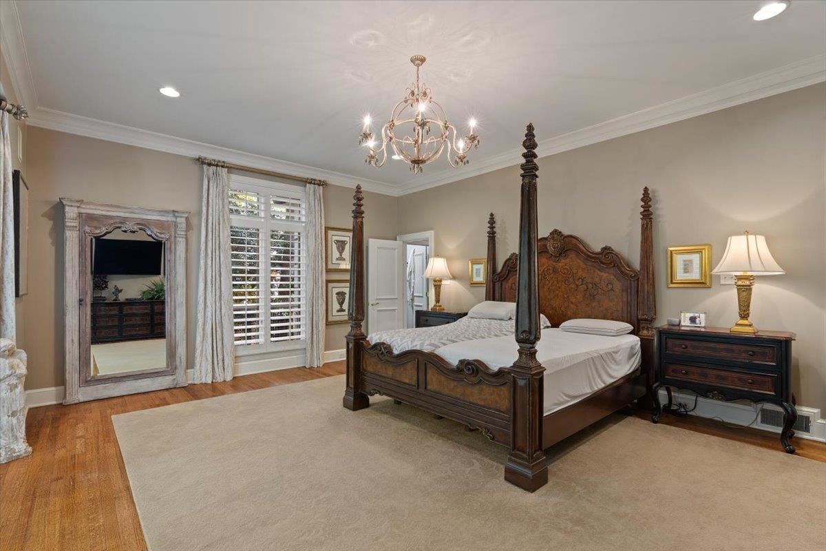 409 N River Oaks Rd Property Photo 23
