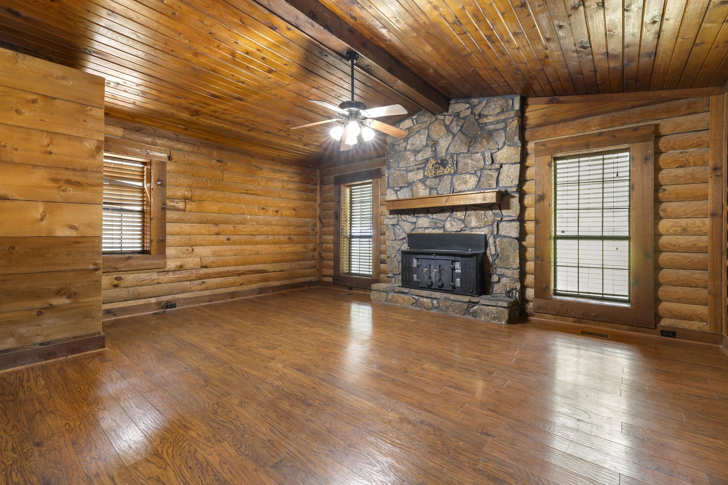 6770 S Helene Cv Property Photo 5