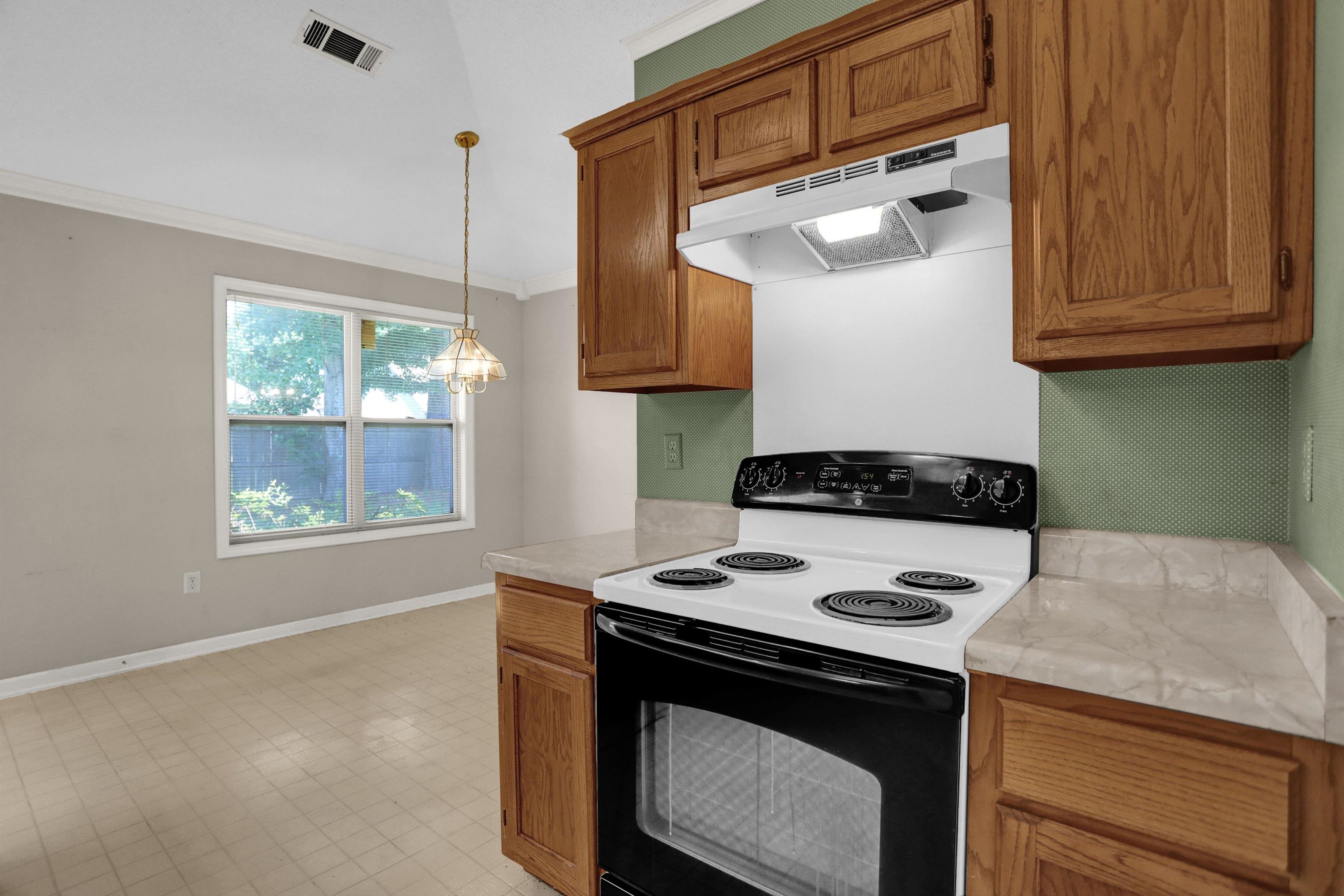 6728 Millgrove Park Dr Property Photo 9