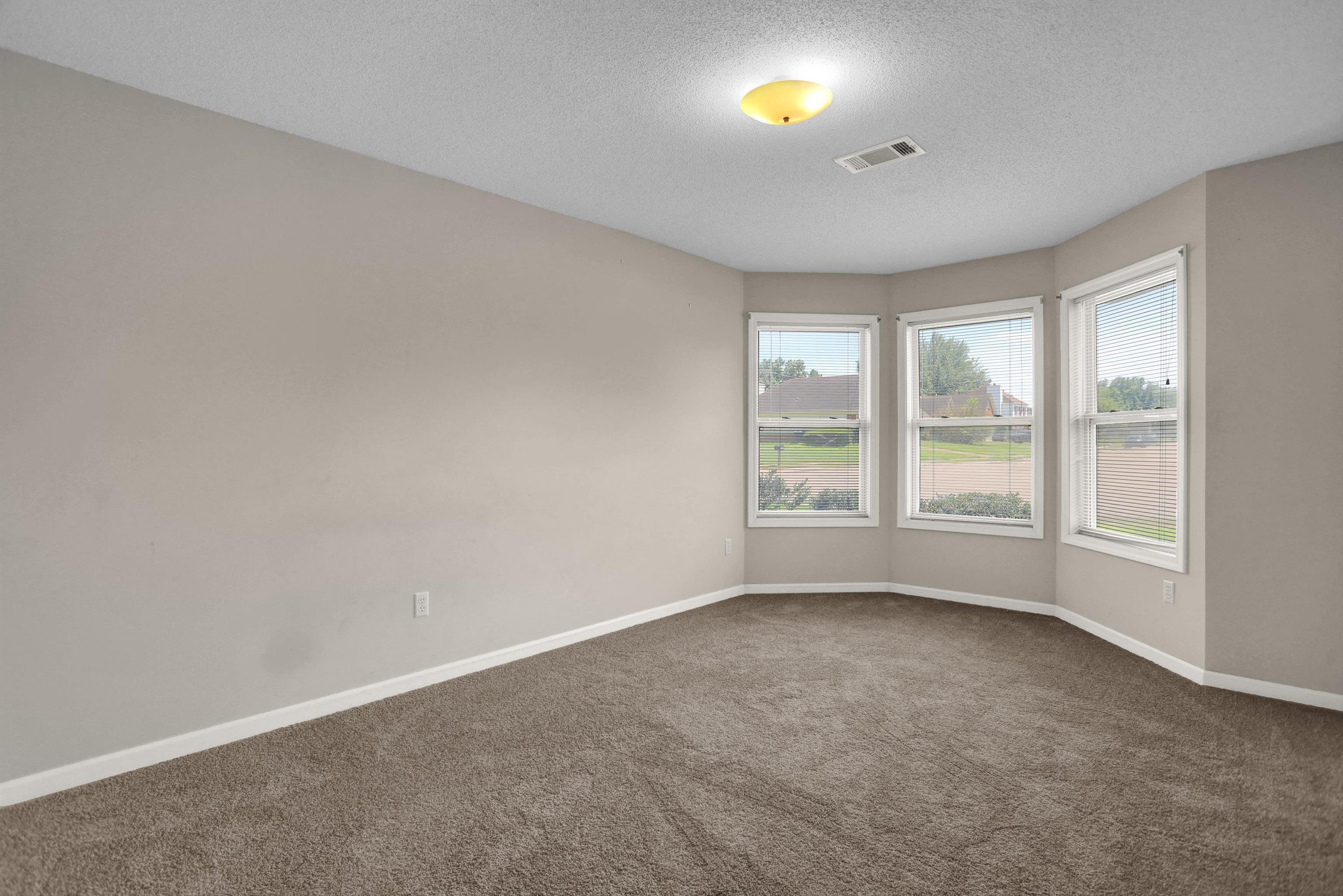 6728 Millgrove Park Dr Property Photo 18
