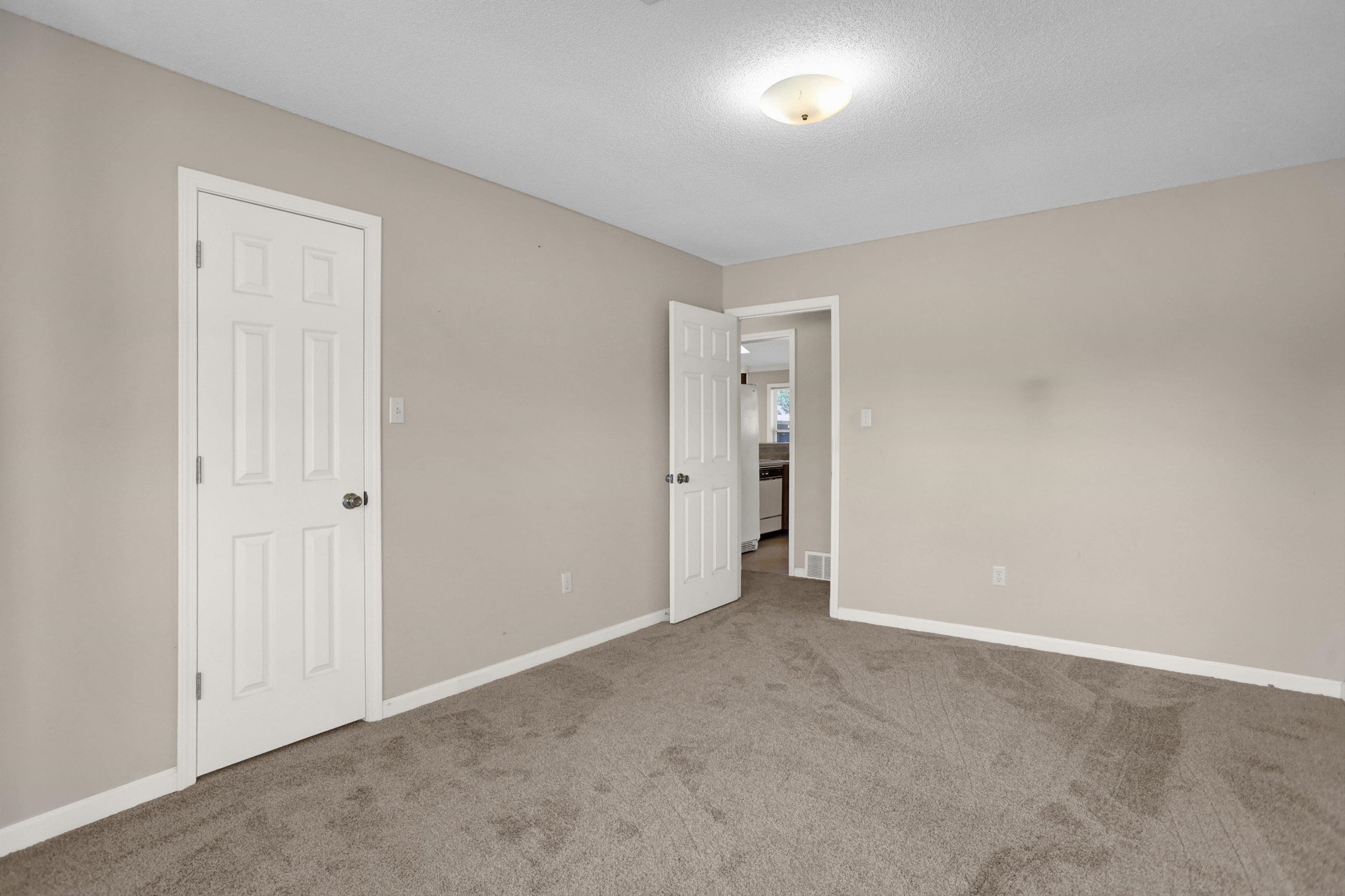 6728 Millgrove Park Dr Property Photo 19