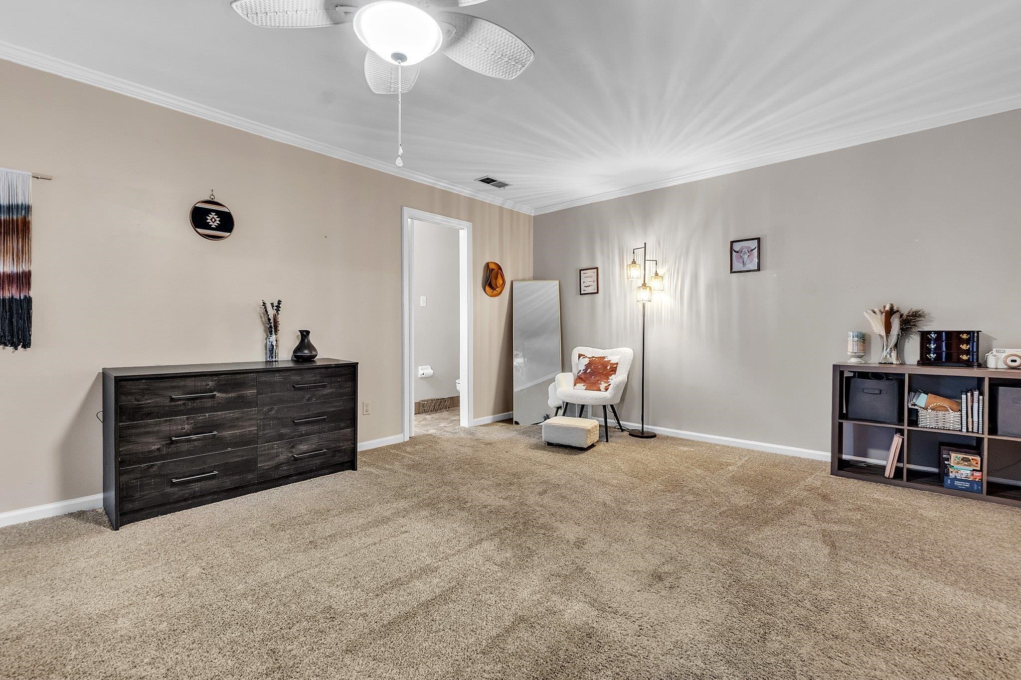2237 Oak Hollow Ln Property Photo 12