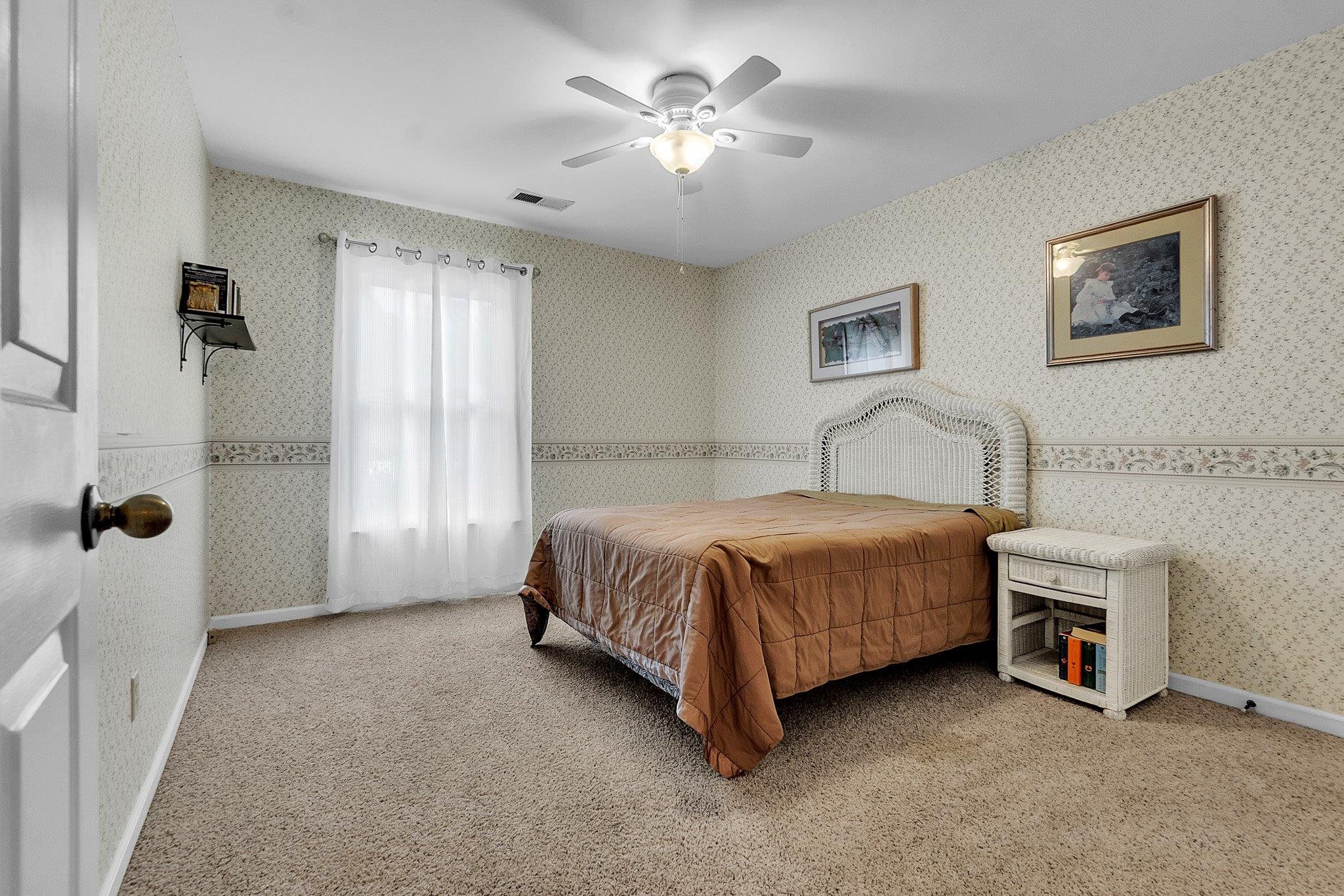 2237 Oak Hollow Ln Property Photo 15