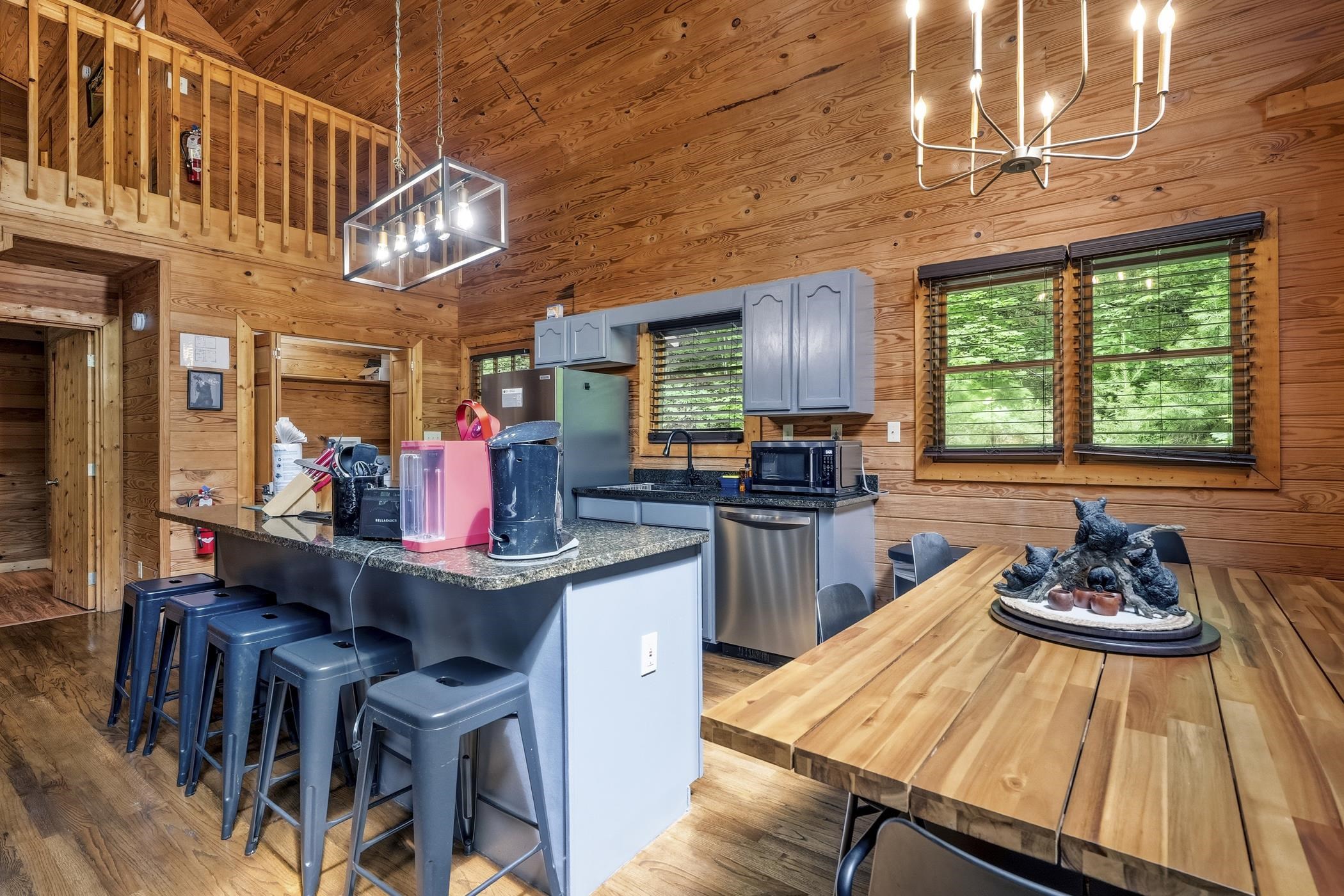3651 Birds Creek Rd Property Photo 12