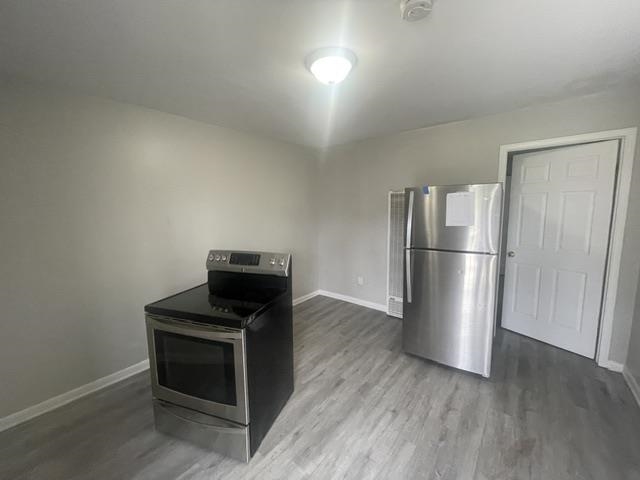 1493 Gaither St 2 Property Photo 3
