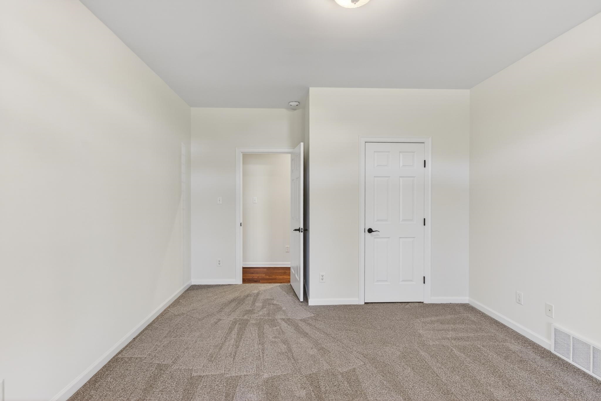 845 Hatton Cv Property Photo 28