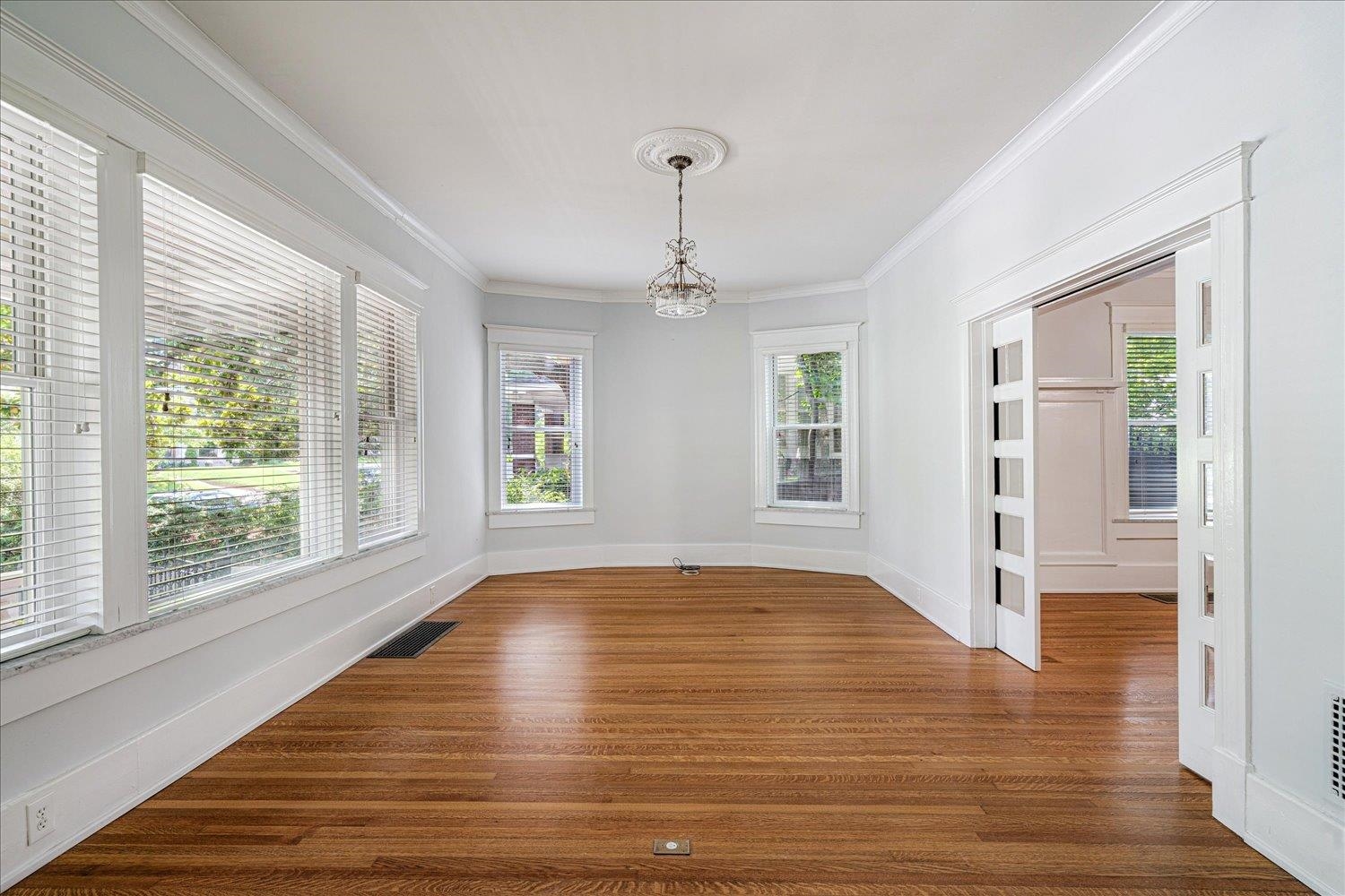 1630 Carr Ave Property Photo 6