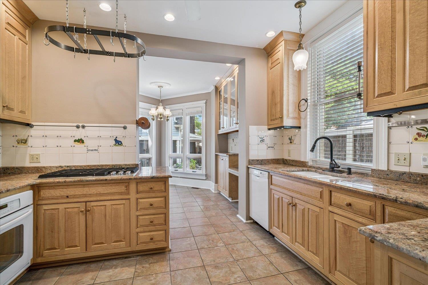 1630 Carr Ave Property Photo 15