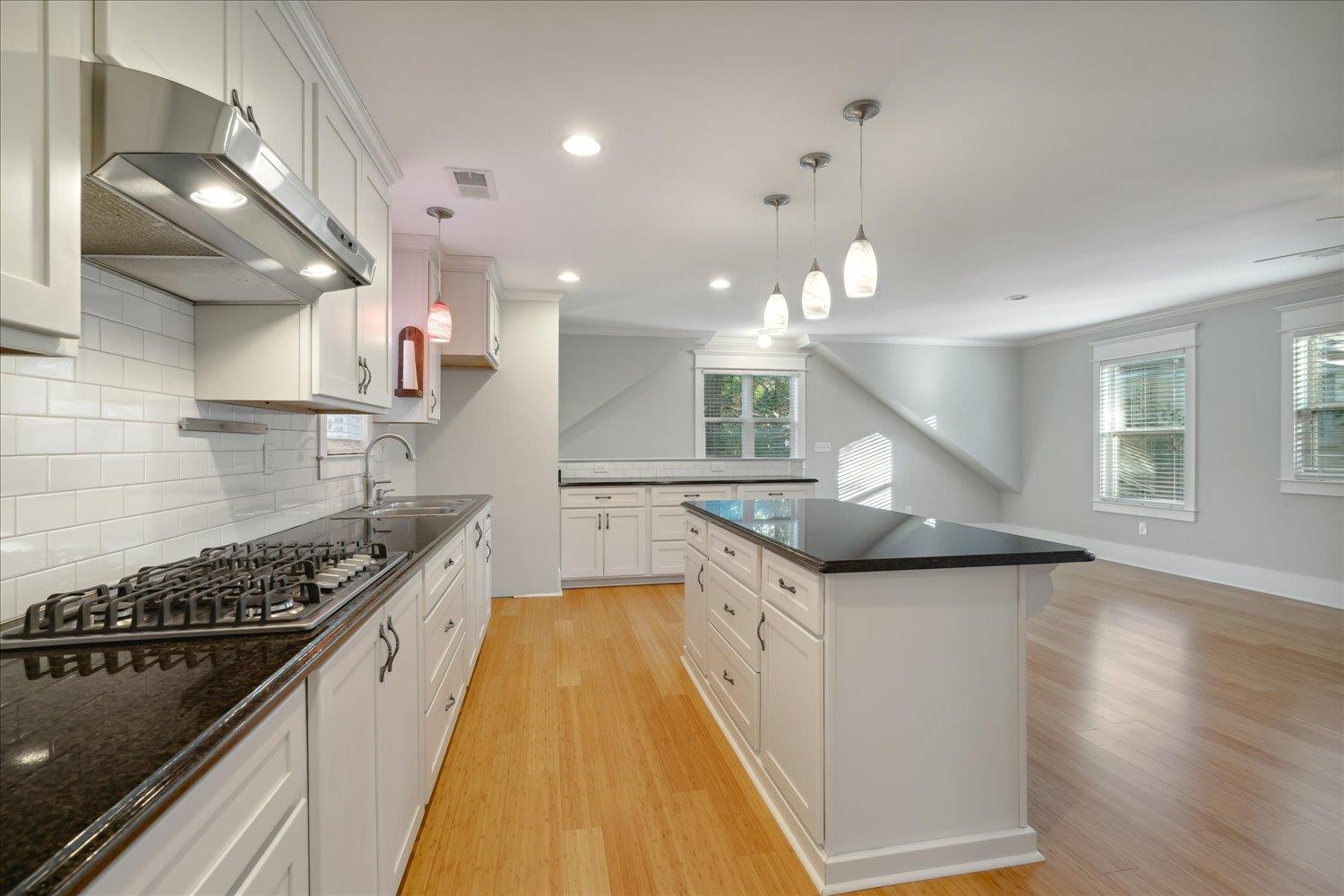 1630 Carr Ave Property Photo 34
