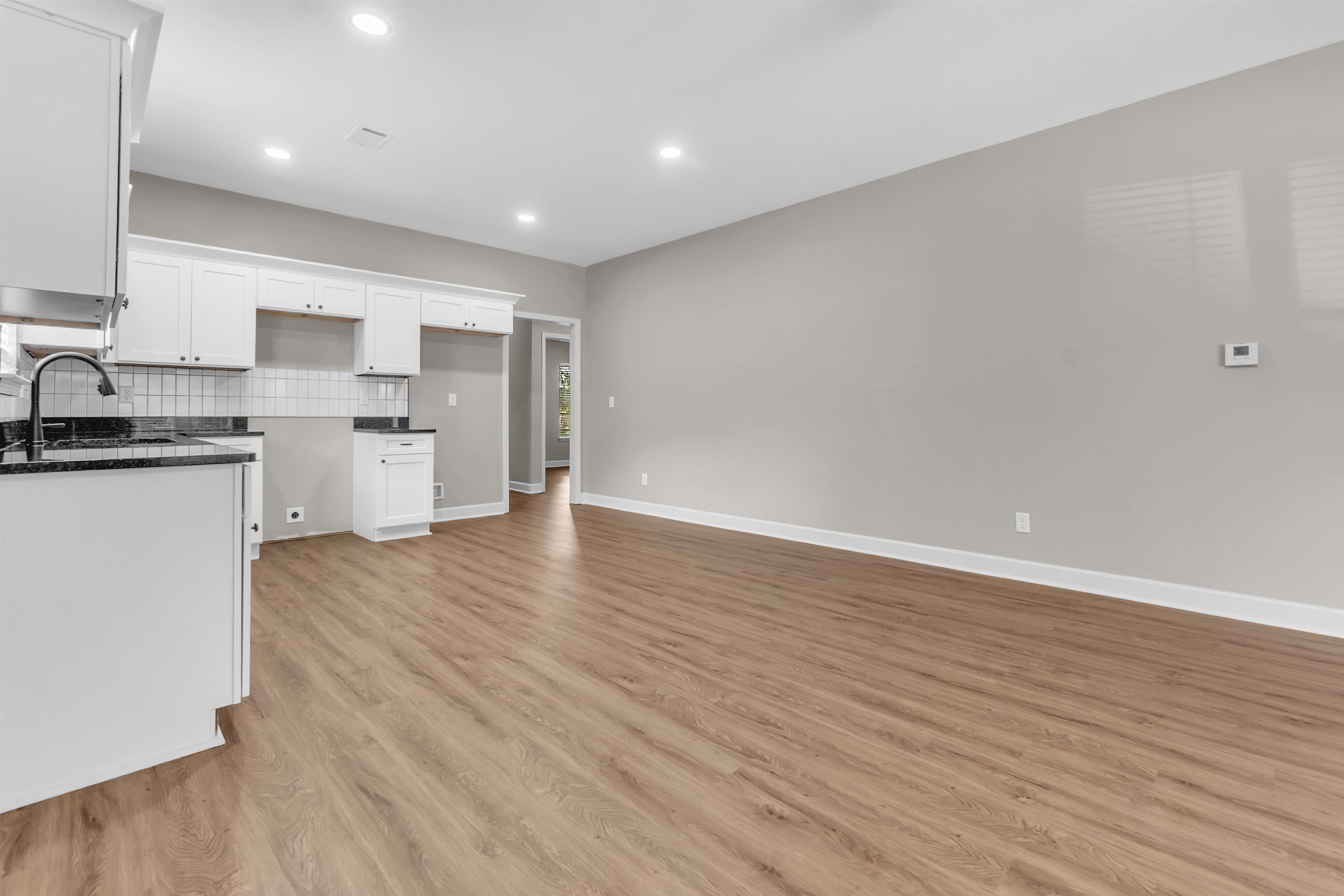 3721 Huntingdon Ln Property Photo 7