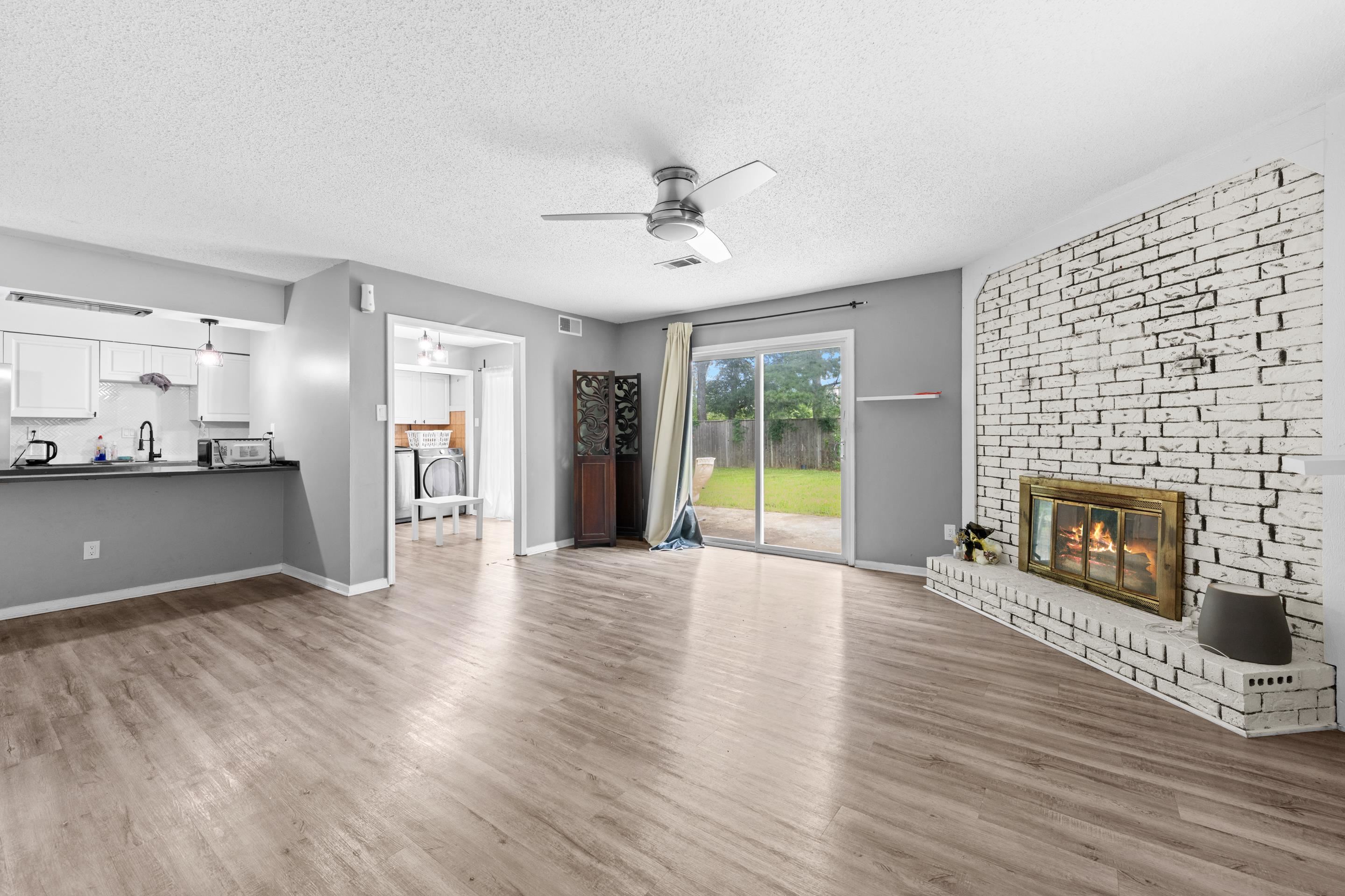 6742 Norfield Dr Property Photo 8