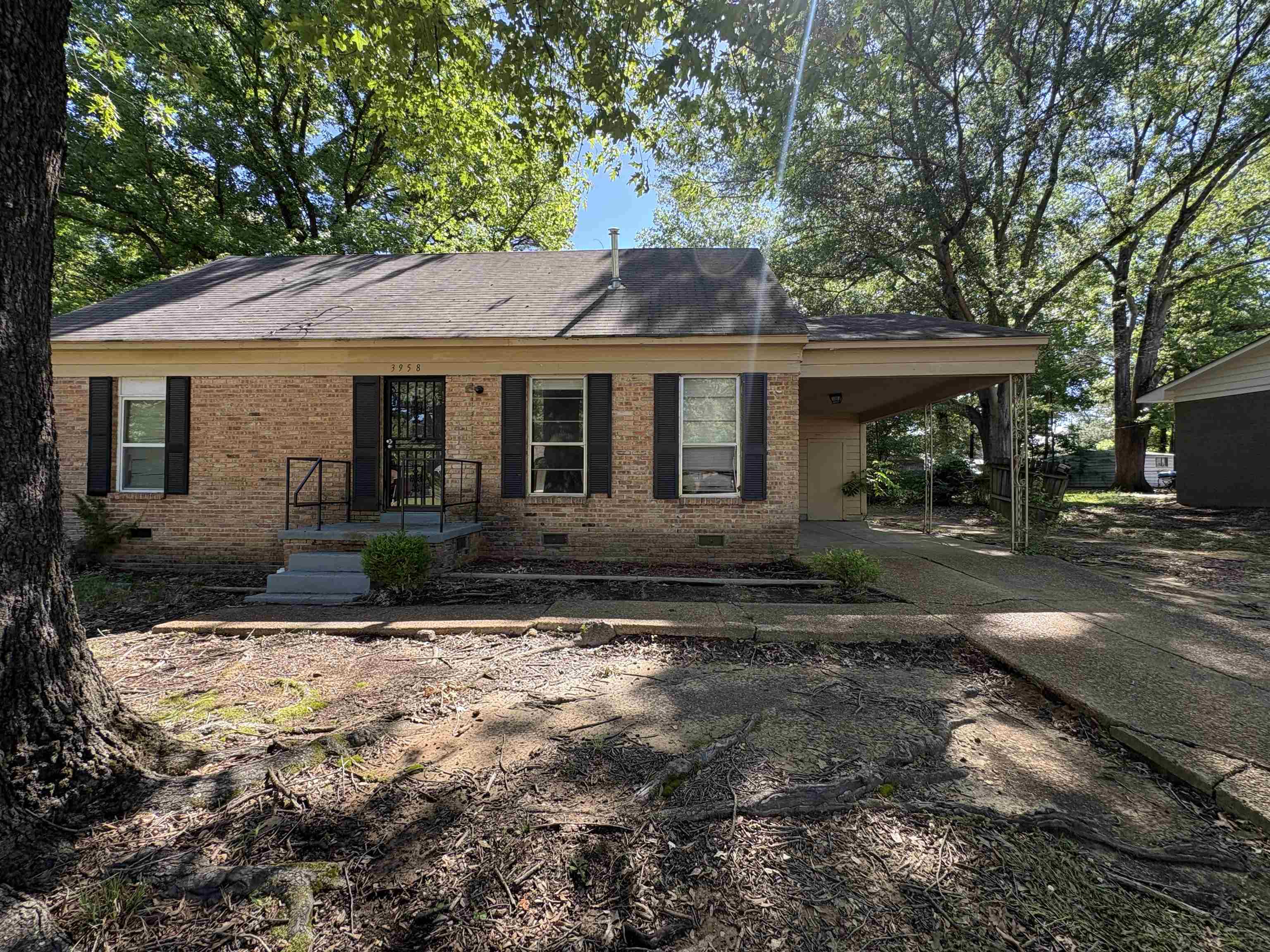 3958 Bishops Bridge Rd Property Photo 1