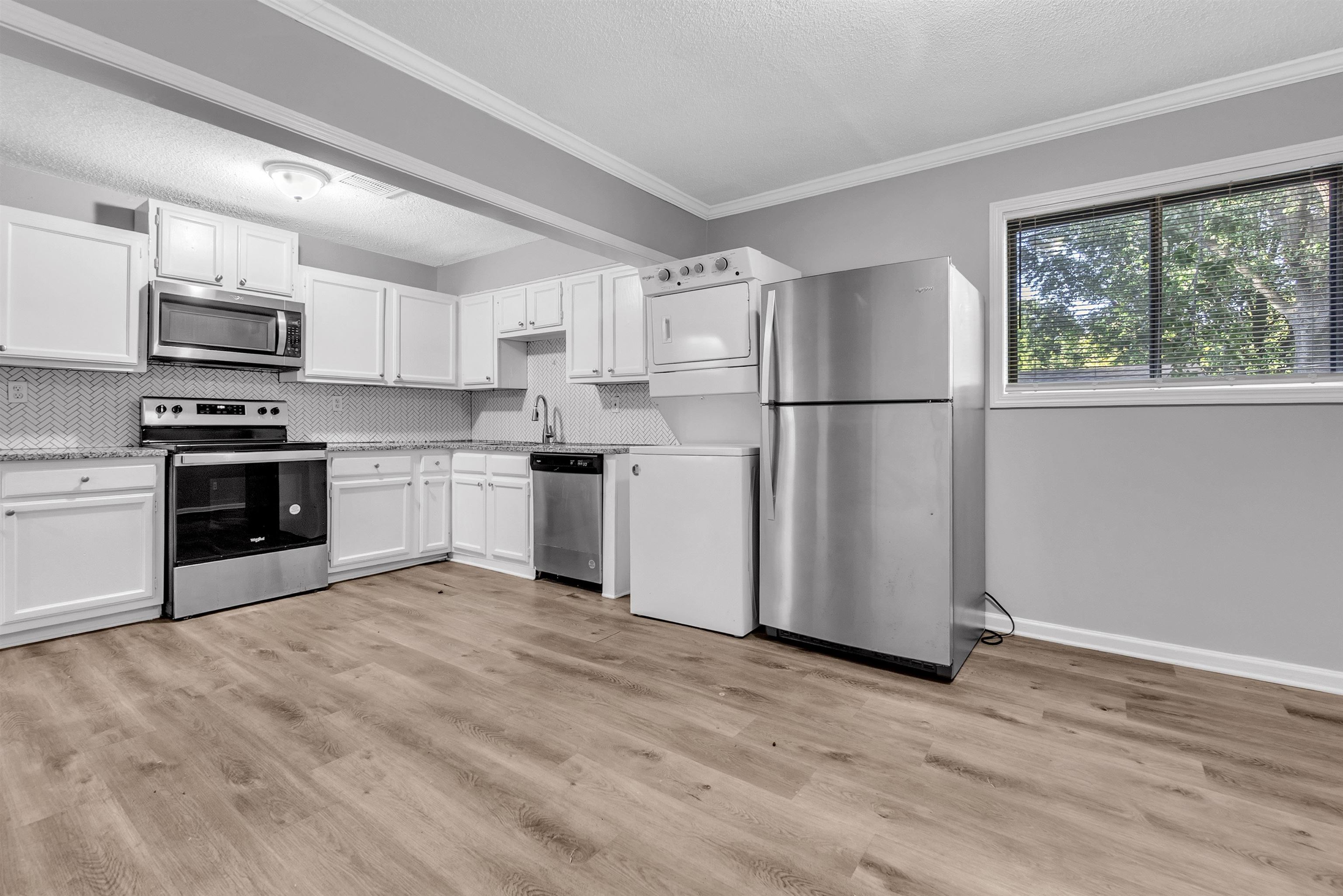 1136 S White Station Rd Property Photo 13