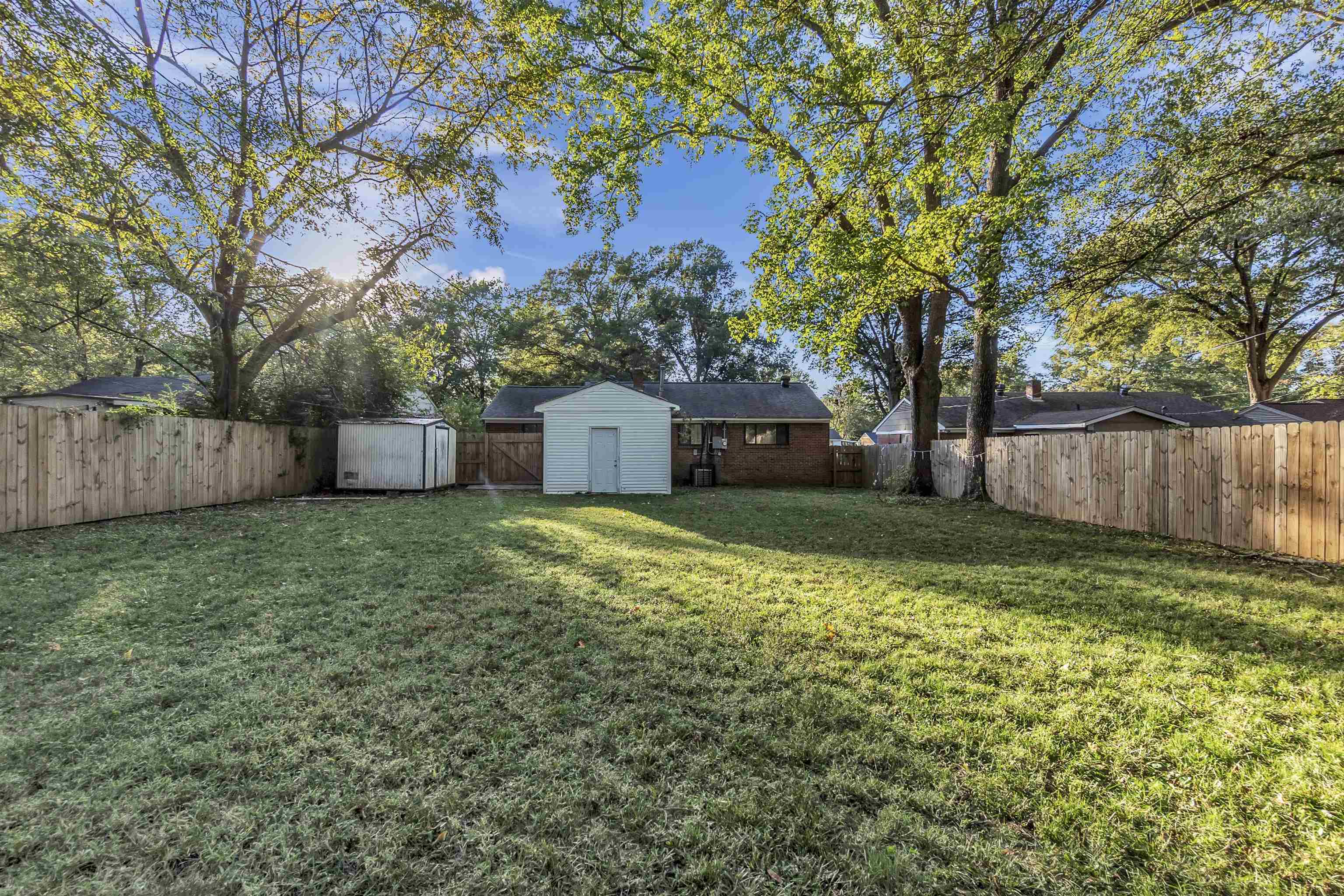 1136 S White Station Rd Property Photo 18