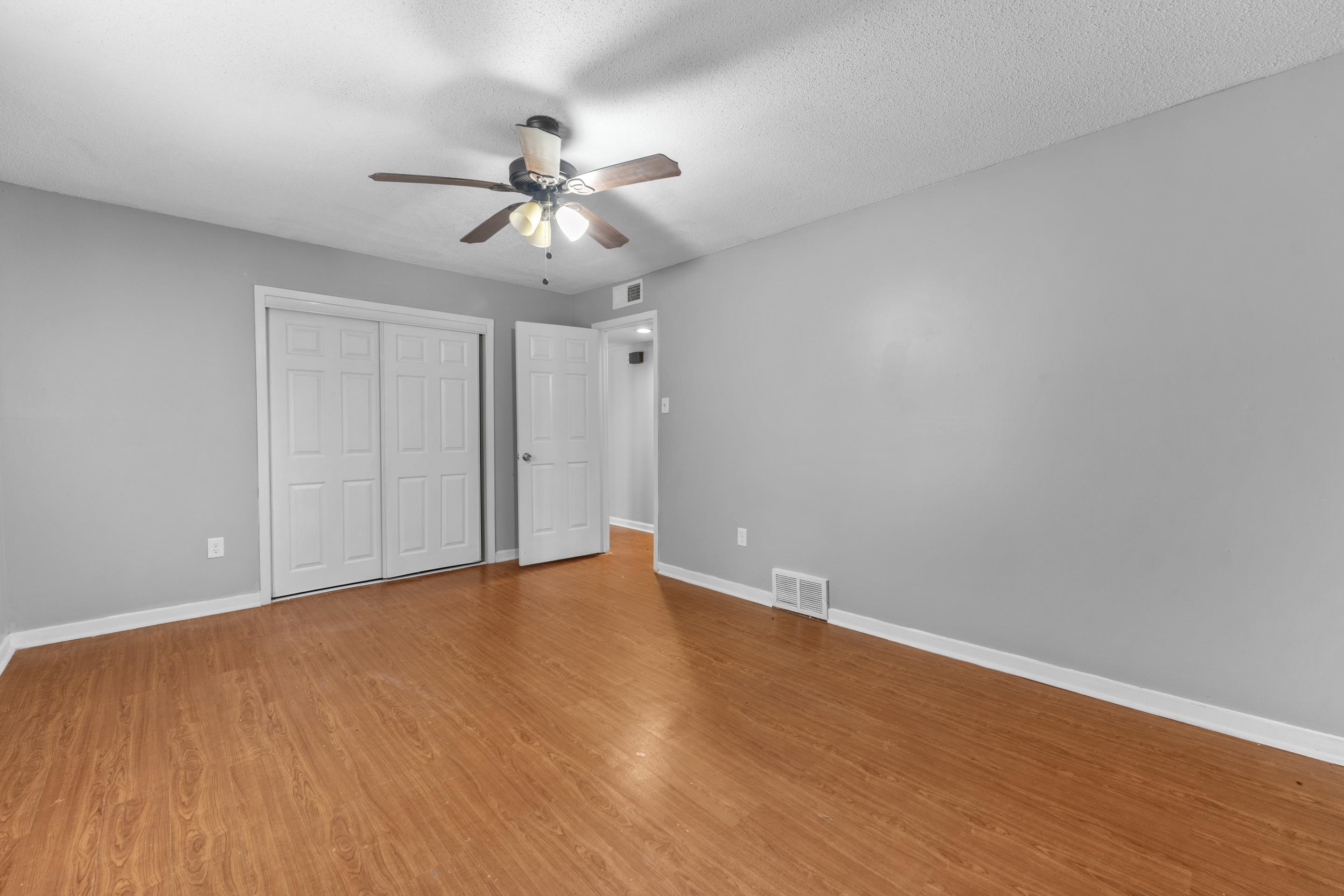 184 Mysen Dr Property Photo 16
