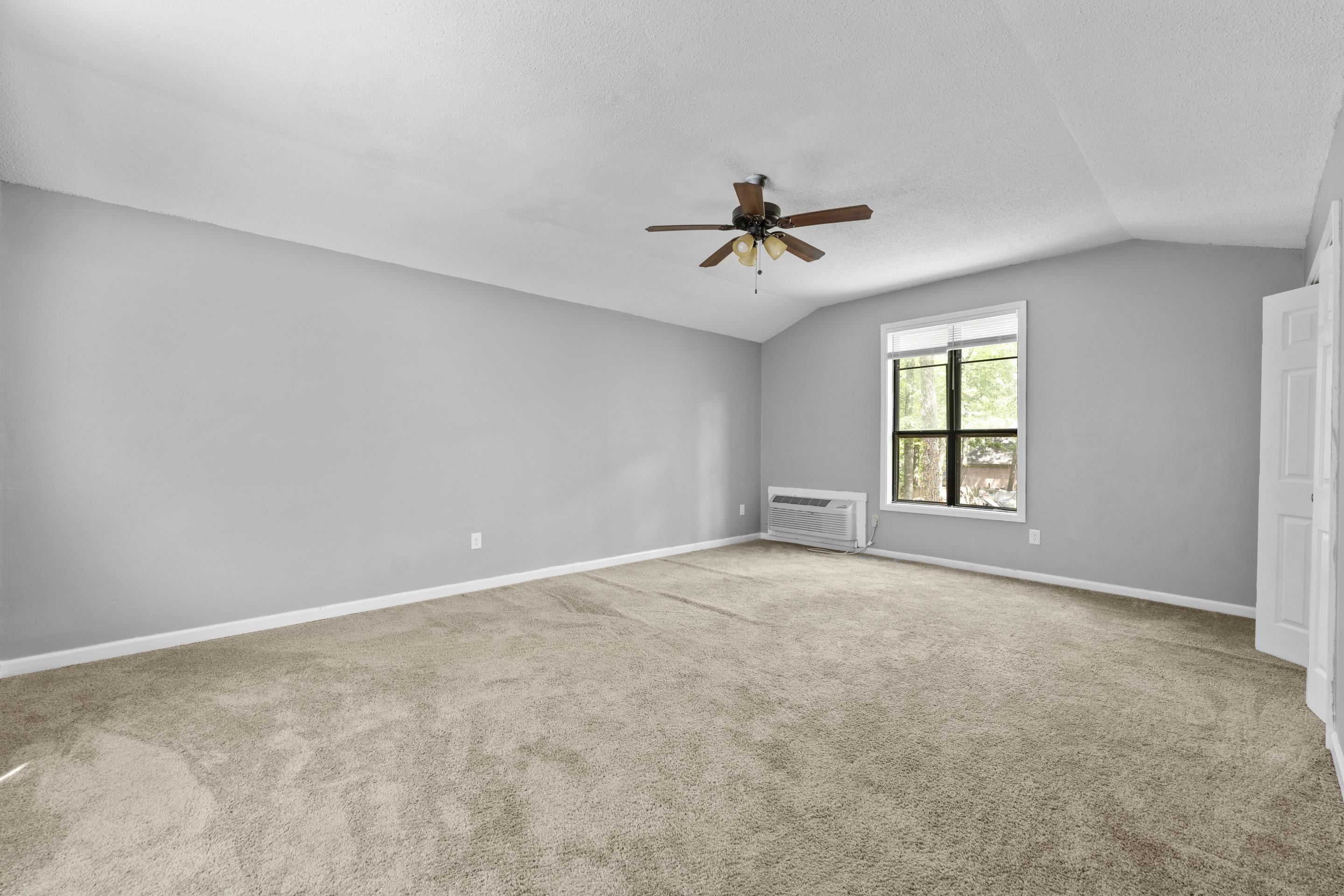 184 Mysen Dr Property Photo 20