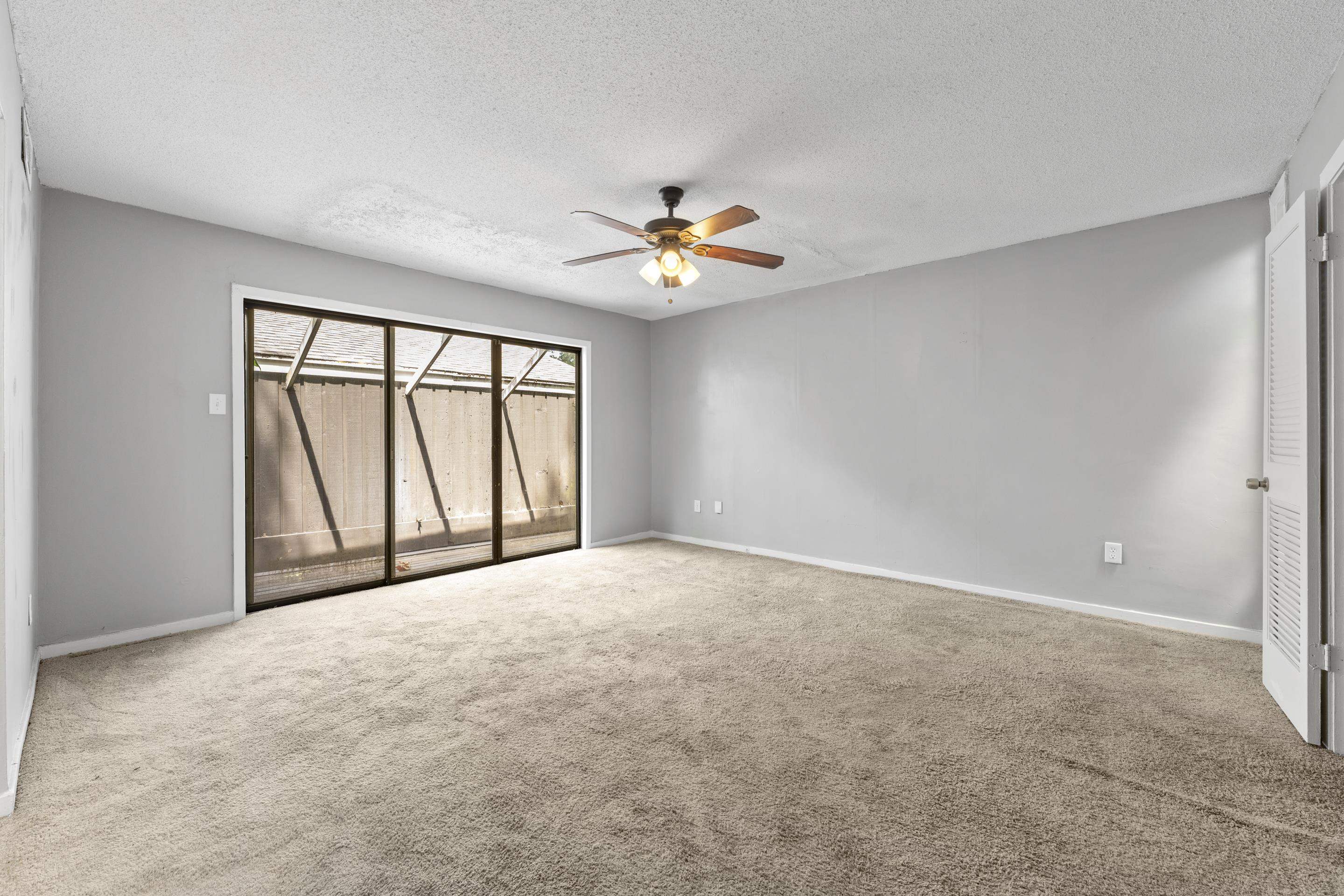 184 Mysen Dr Property Photo 21