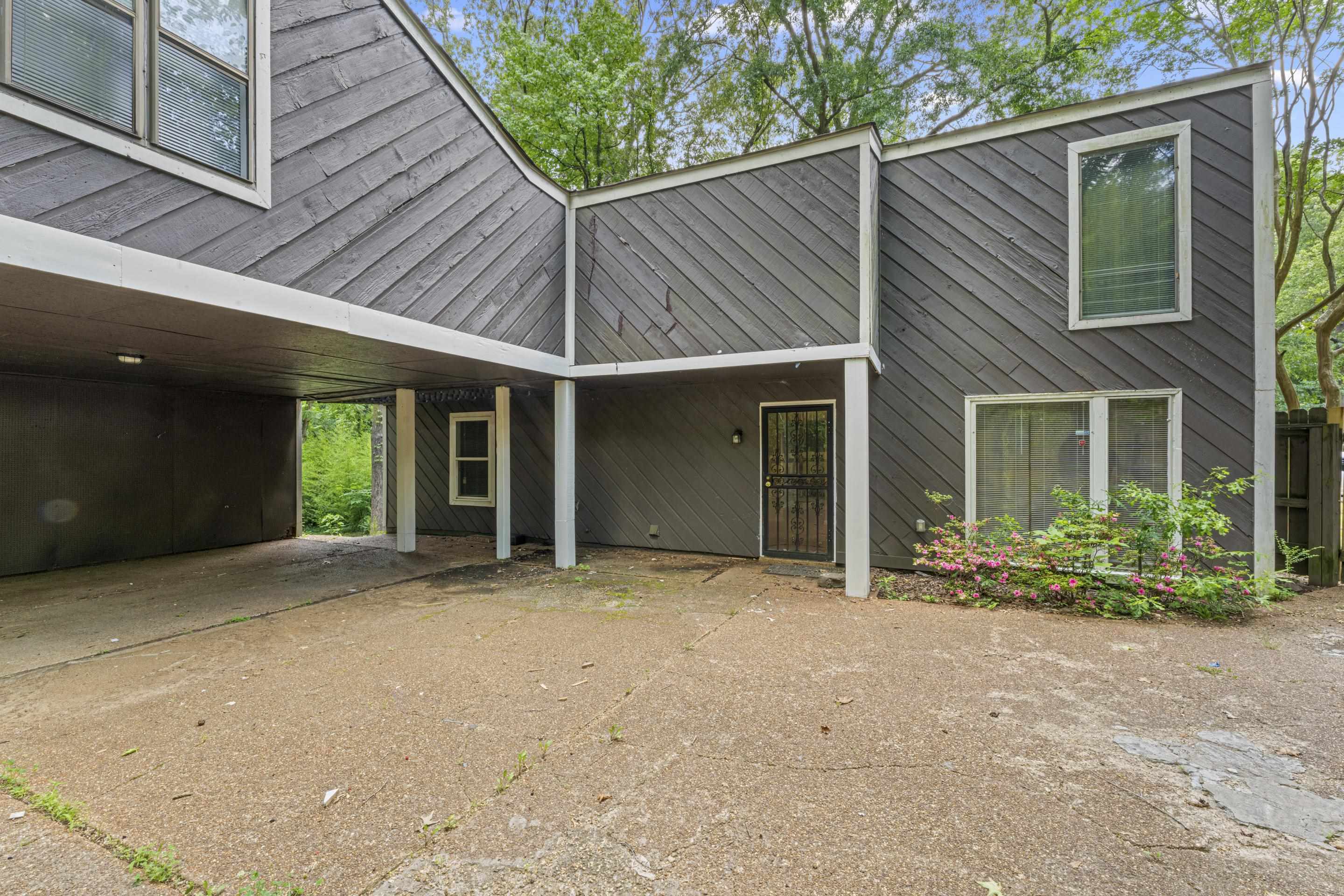184 Mysen Dr Property Photo 24