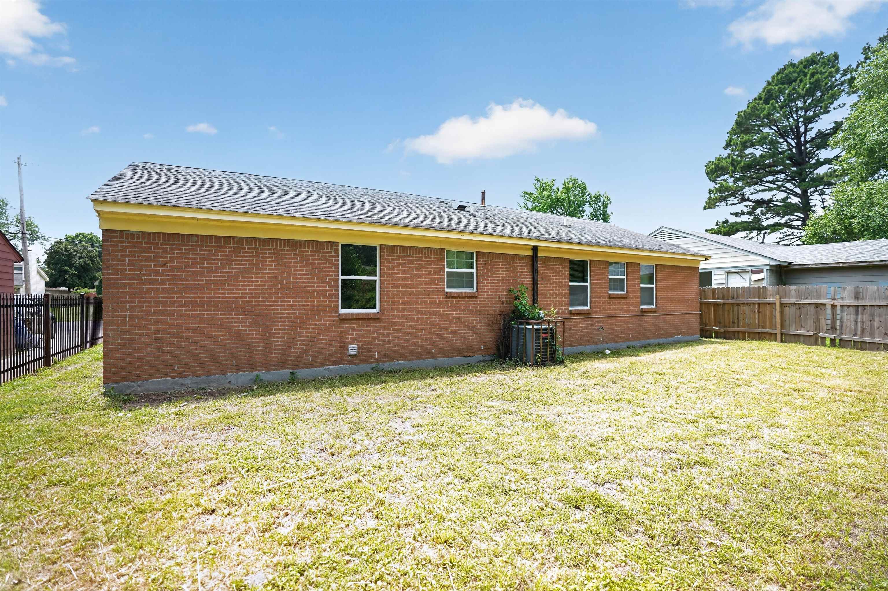 3272 Egypt-central Dr Property Photo 4