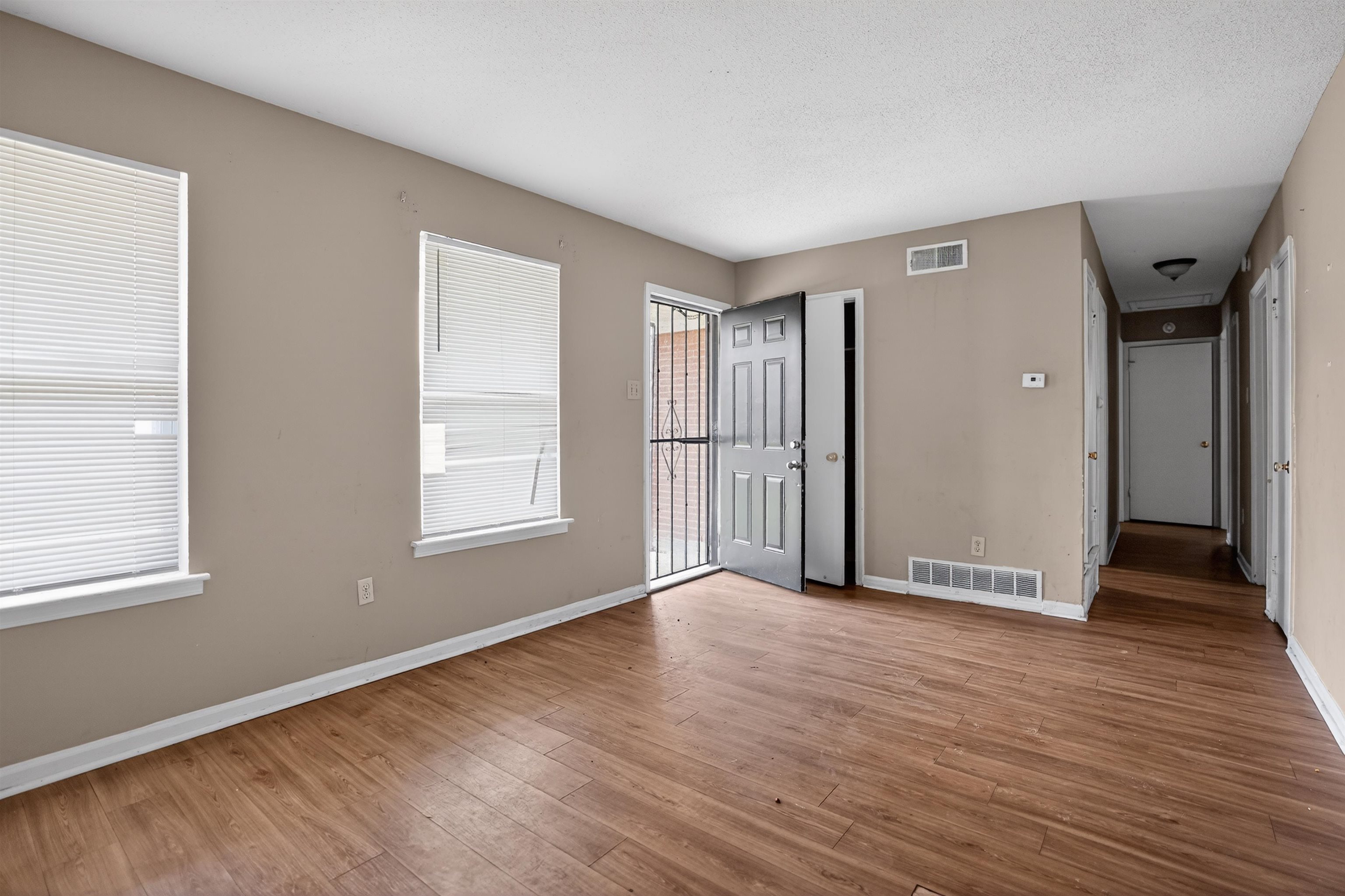 3272 Egypt-central Dr Property Photo 7