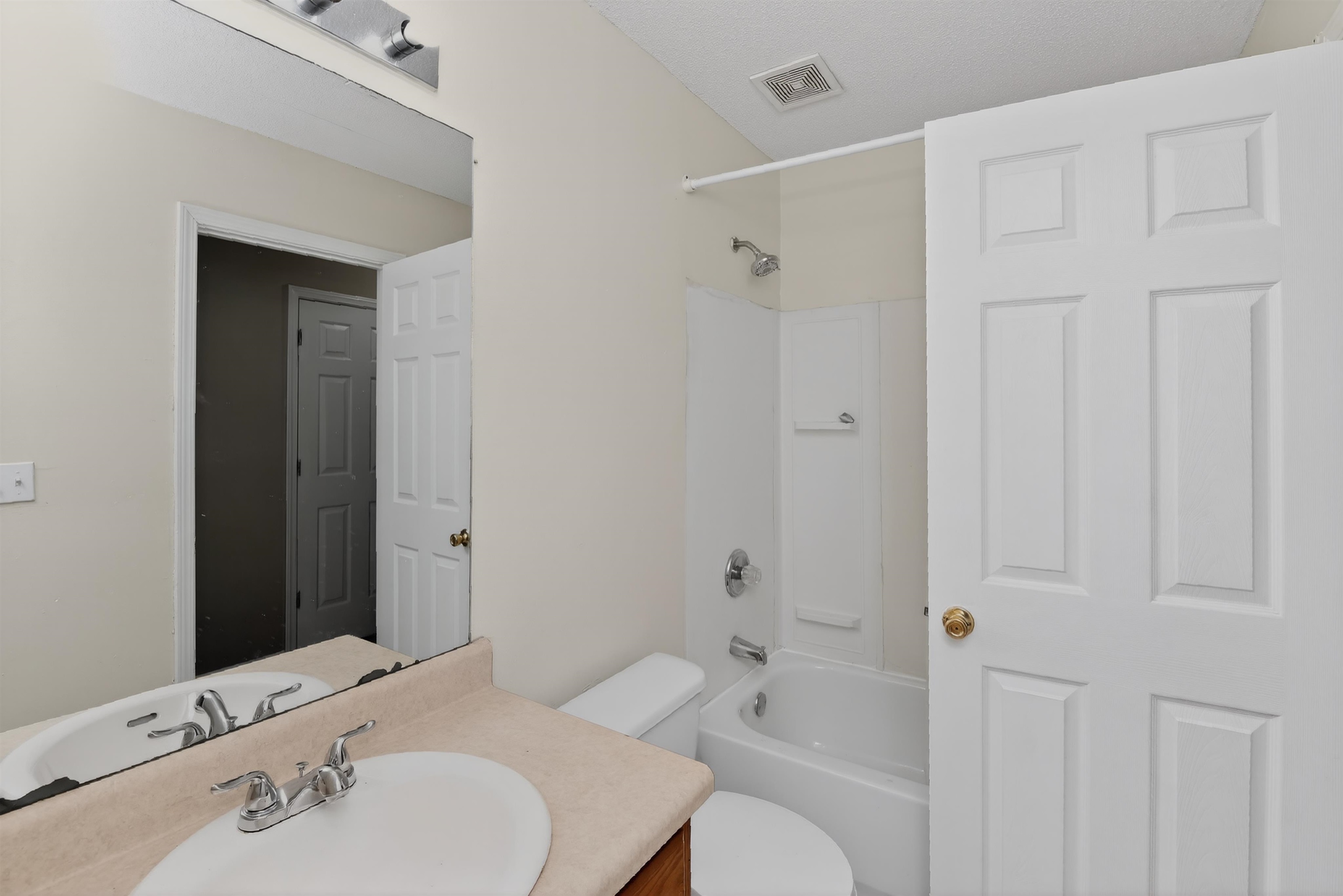 4677 Christyshire Dr Property Photo 29