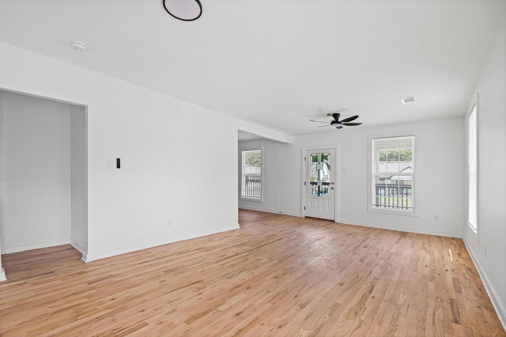 3707 Faxon Ave Property Photo 10