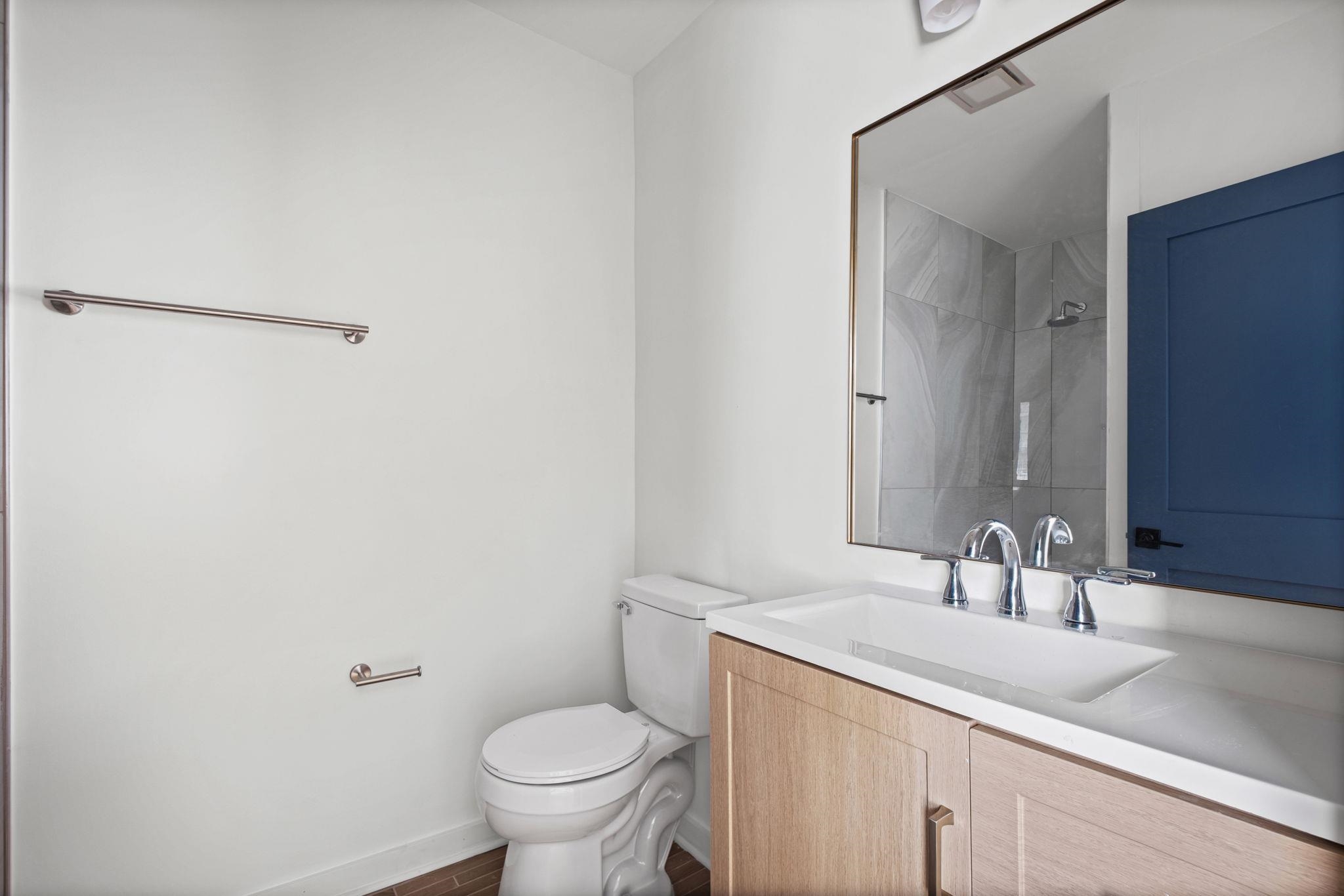 3707 Faxon Ave Property Photo 14