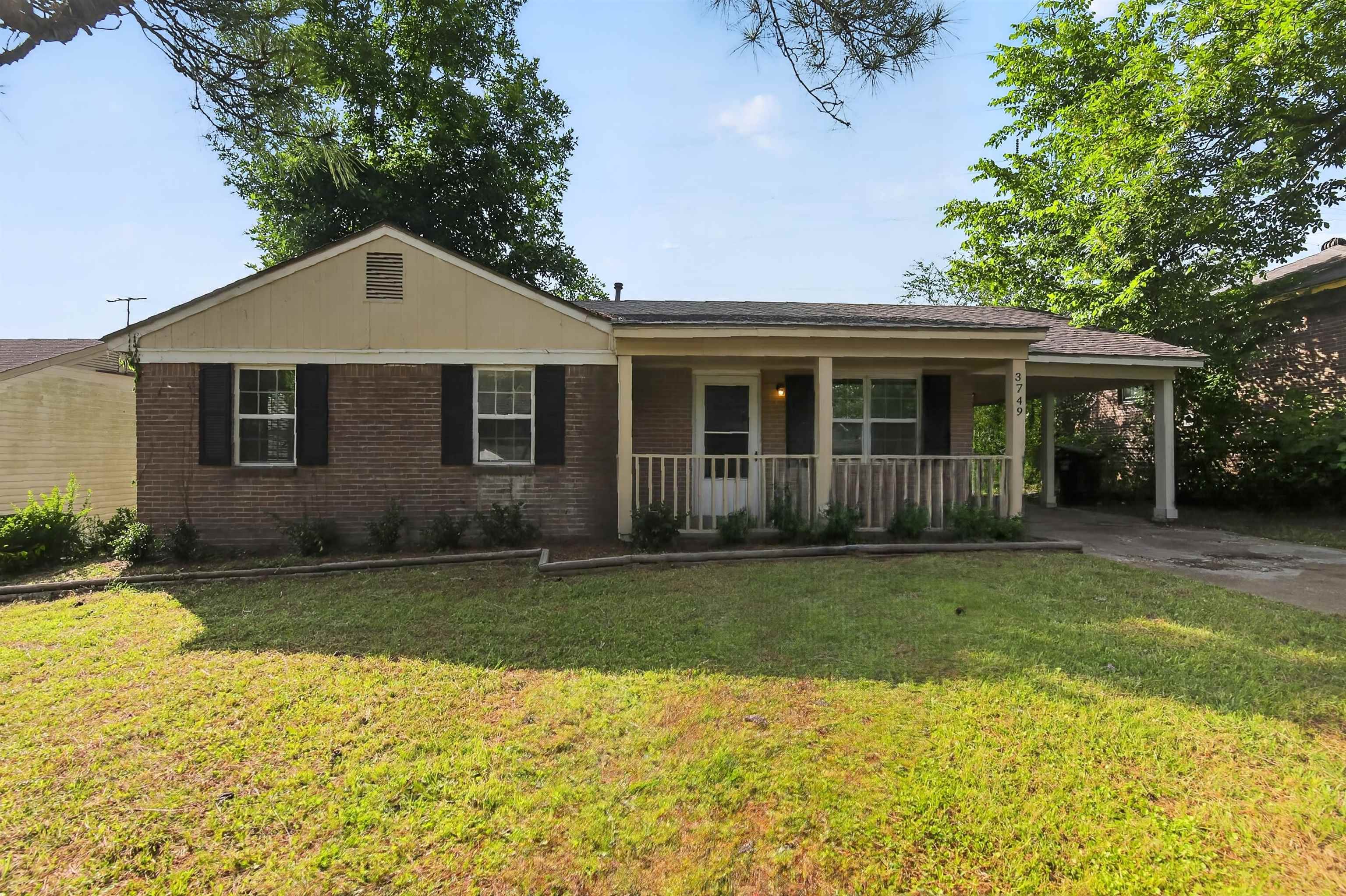 3749 WOLF TRAIL DR Property Photo 1