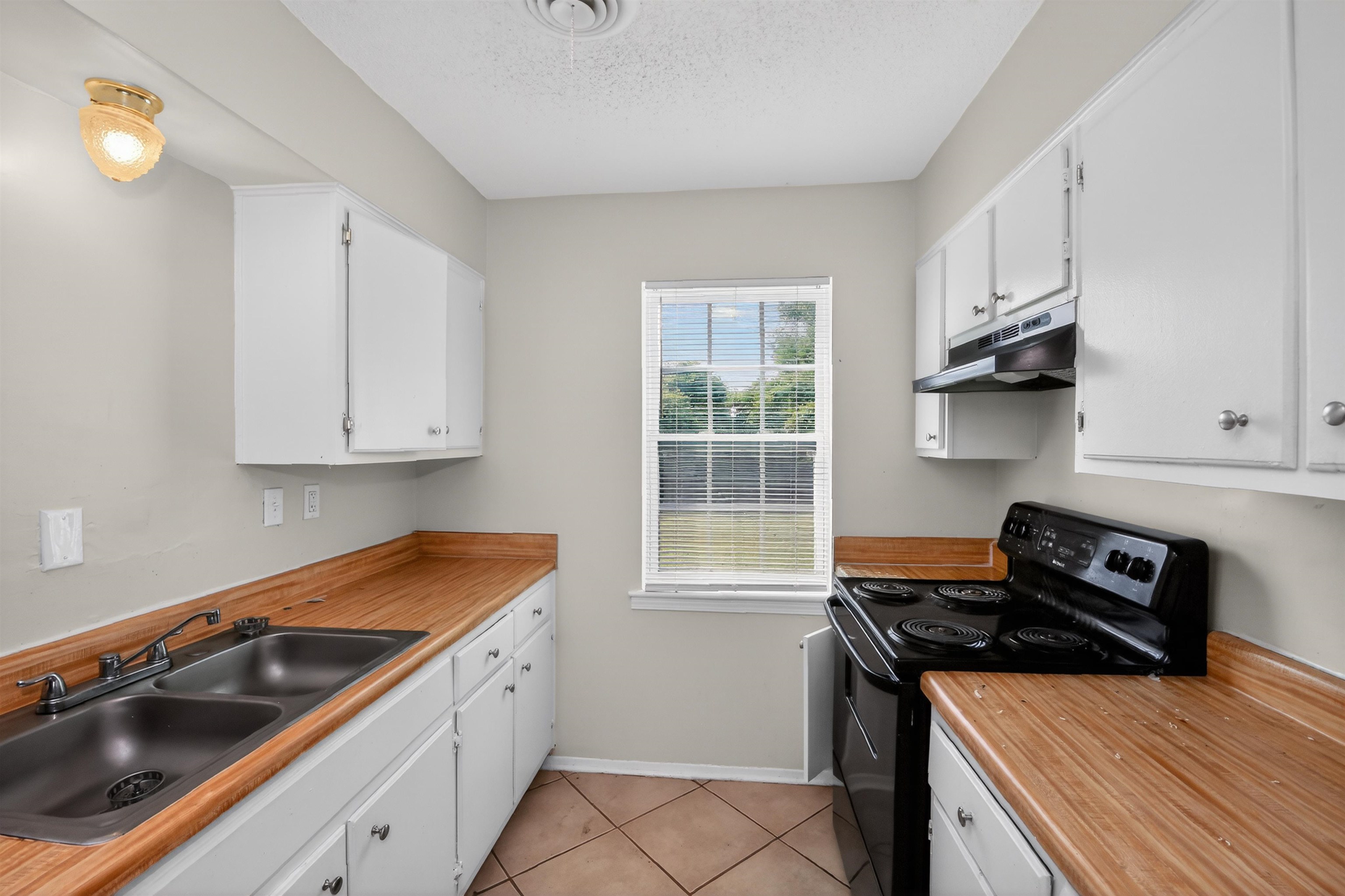 3749 Wolf Trail Dr Property Photo 11