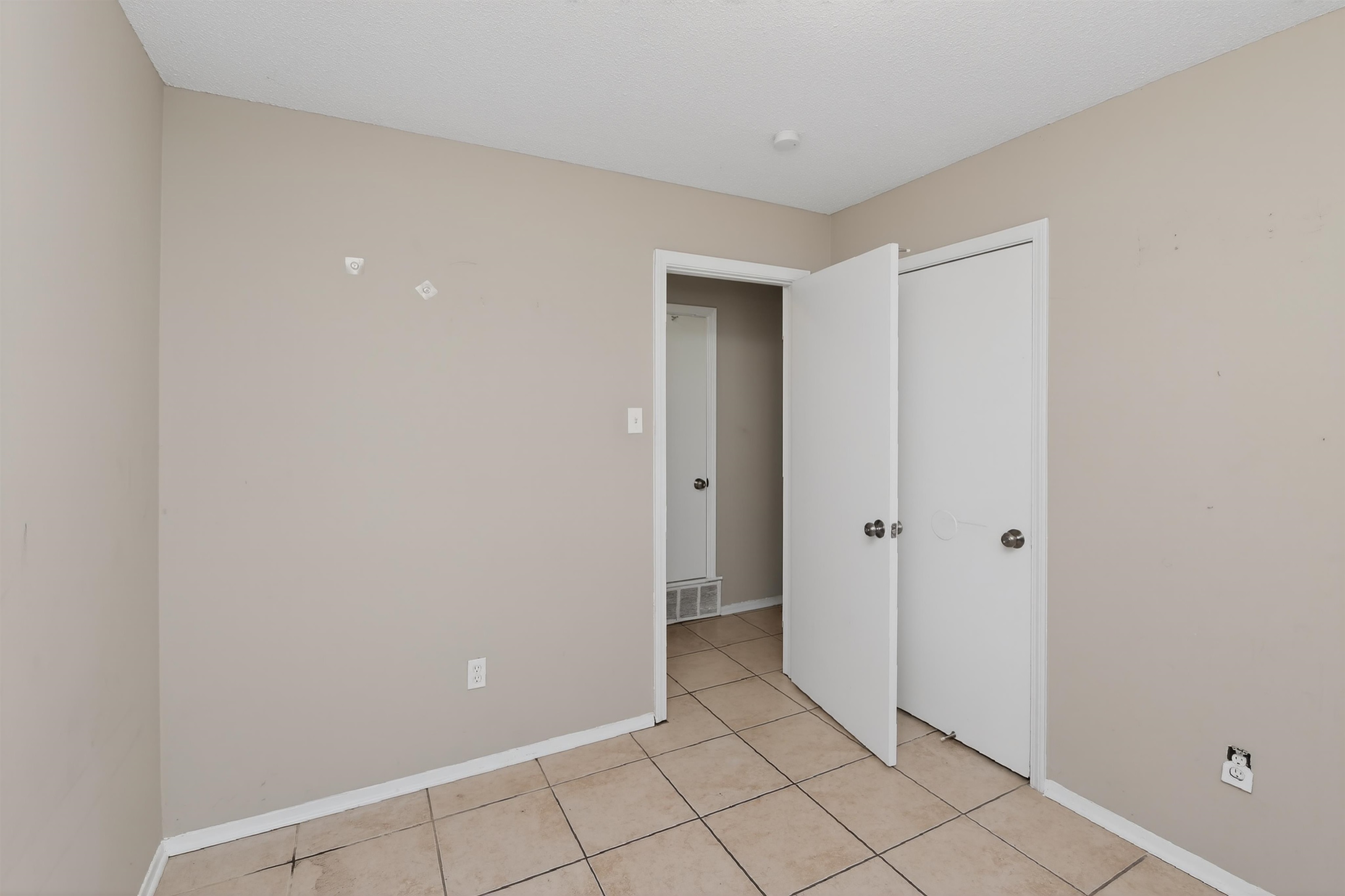 3749 Wolf Trail Dr Property Photo 14