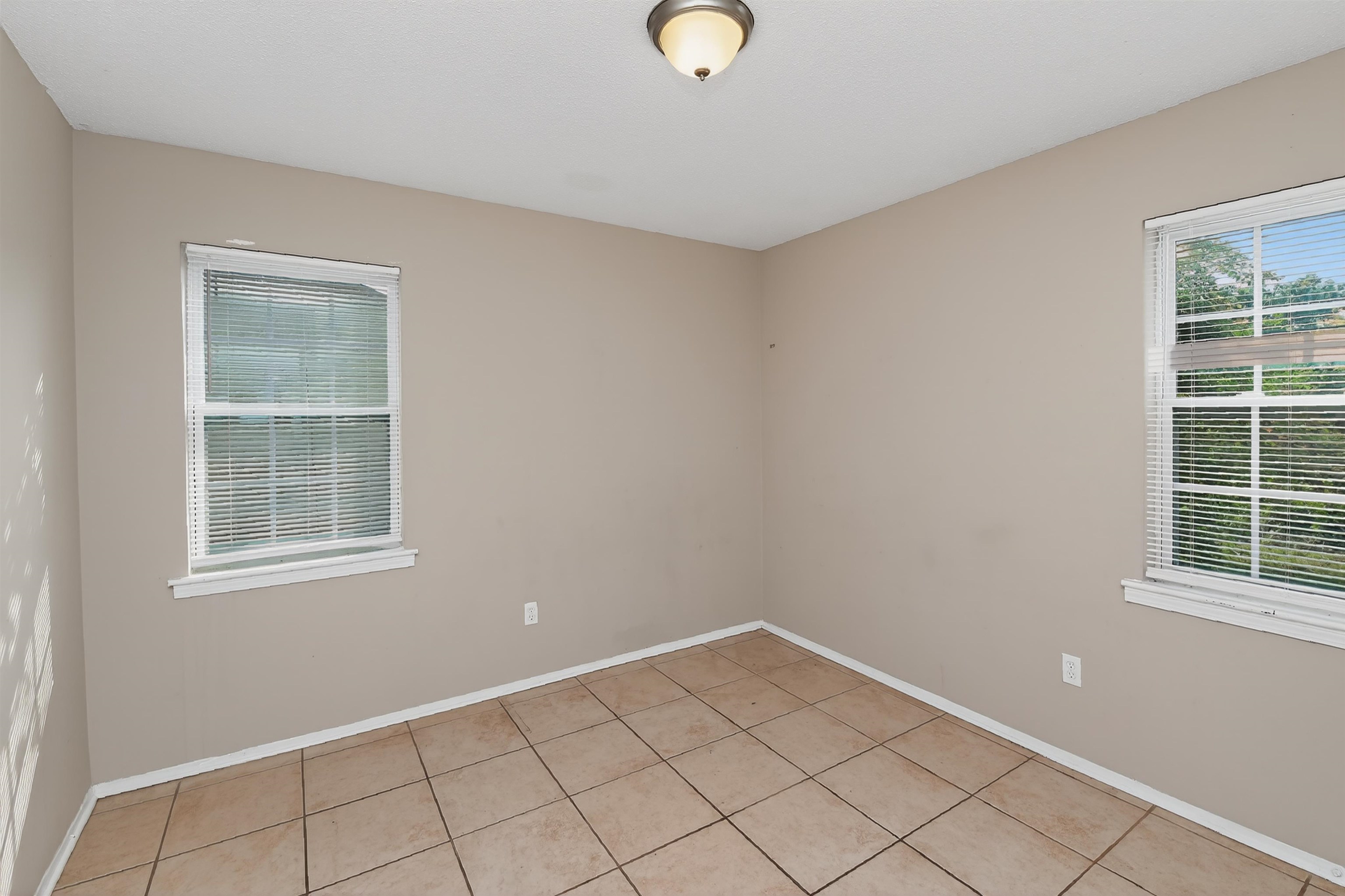 3749 Wolf Trail Dr Property Photo 19