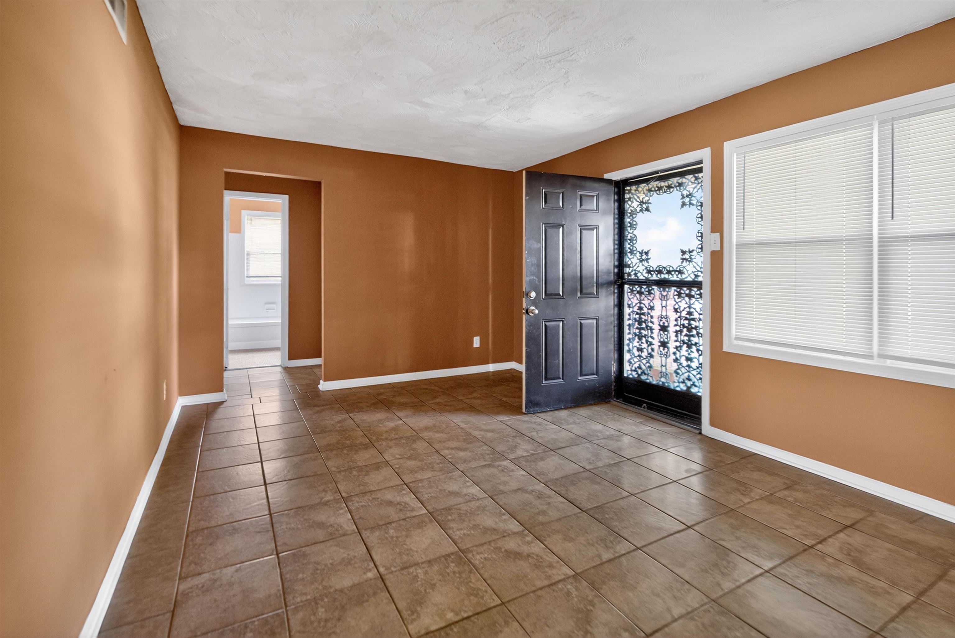 3464 Southland St Property Photo 6