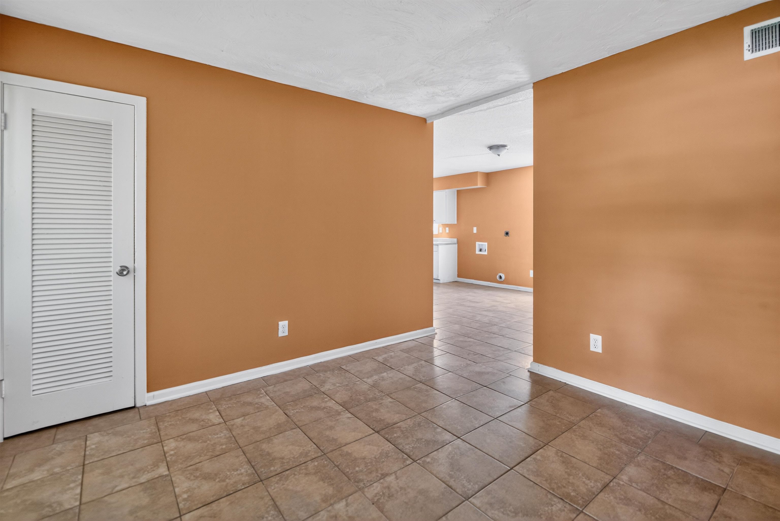 3464 Southland St Property Photo 11