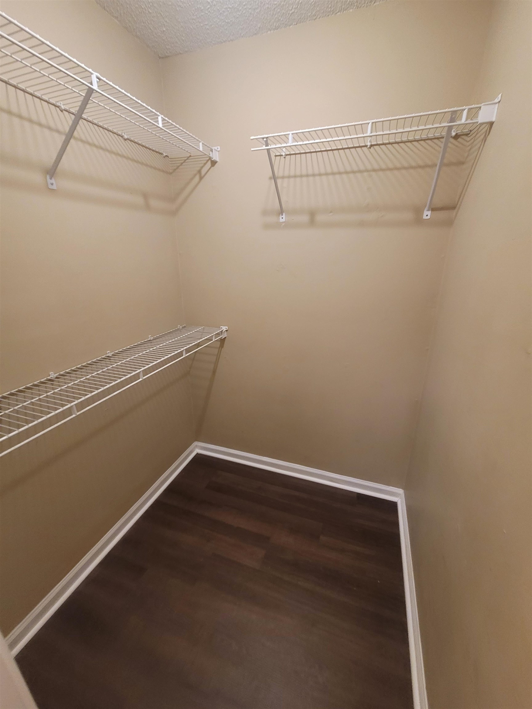 6915 Brady Hill Dr Property Photo 19