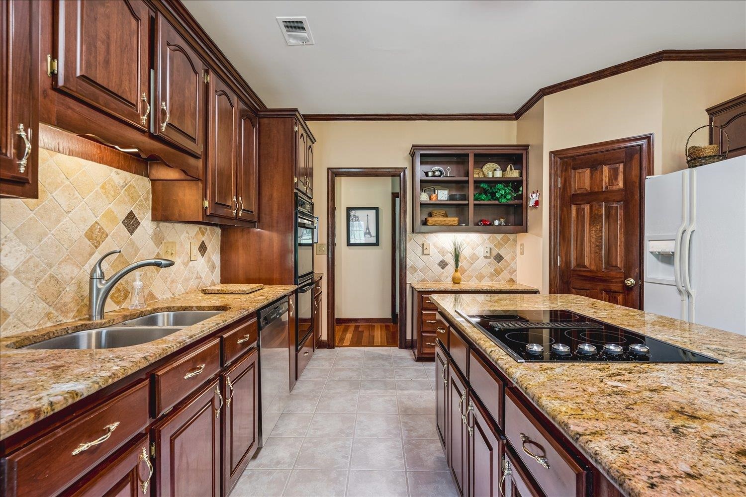 4115 Blackheath Dr Property Photo 11