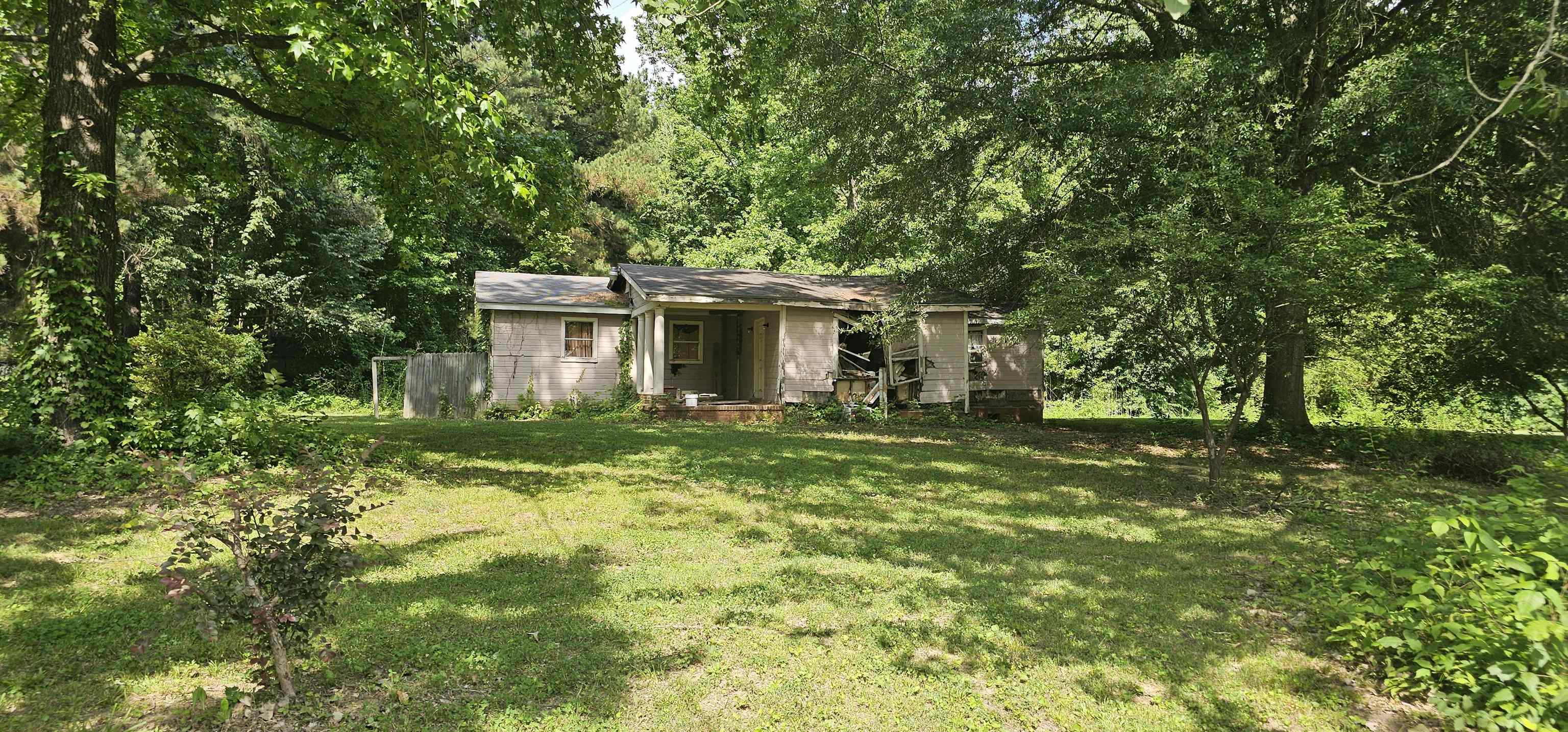 302 Whippoorwill Cir Property Photo 1