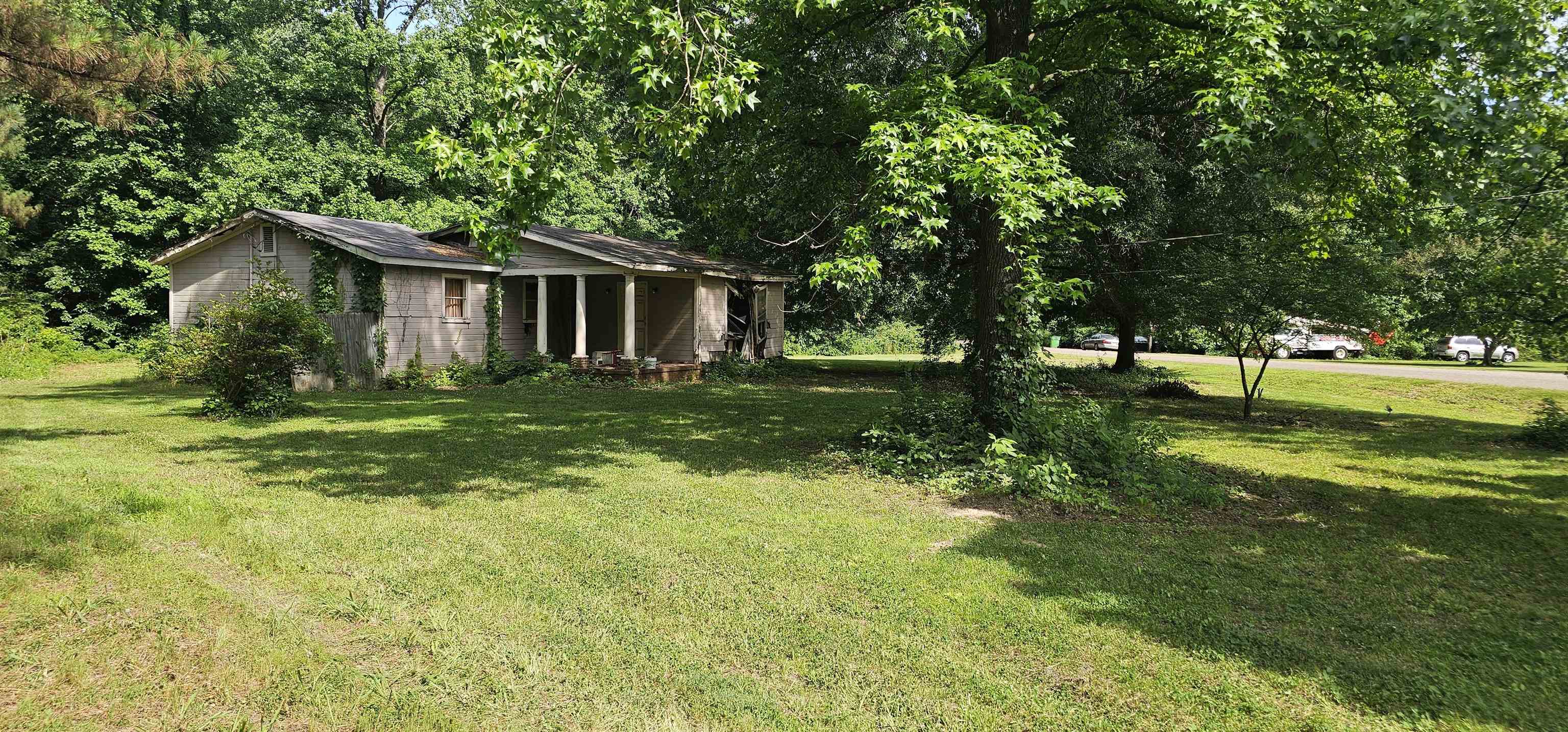 302 Whippoorwill Cir Property Photo 2