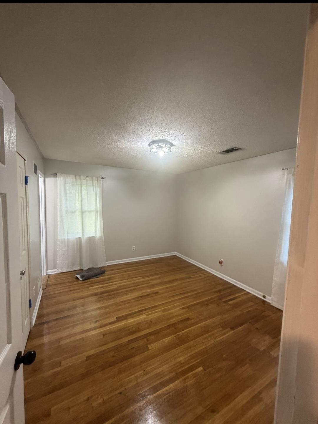 5128 Jessie Lee Ln Property Photo 7