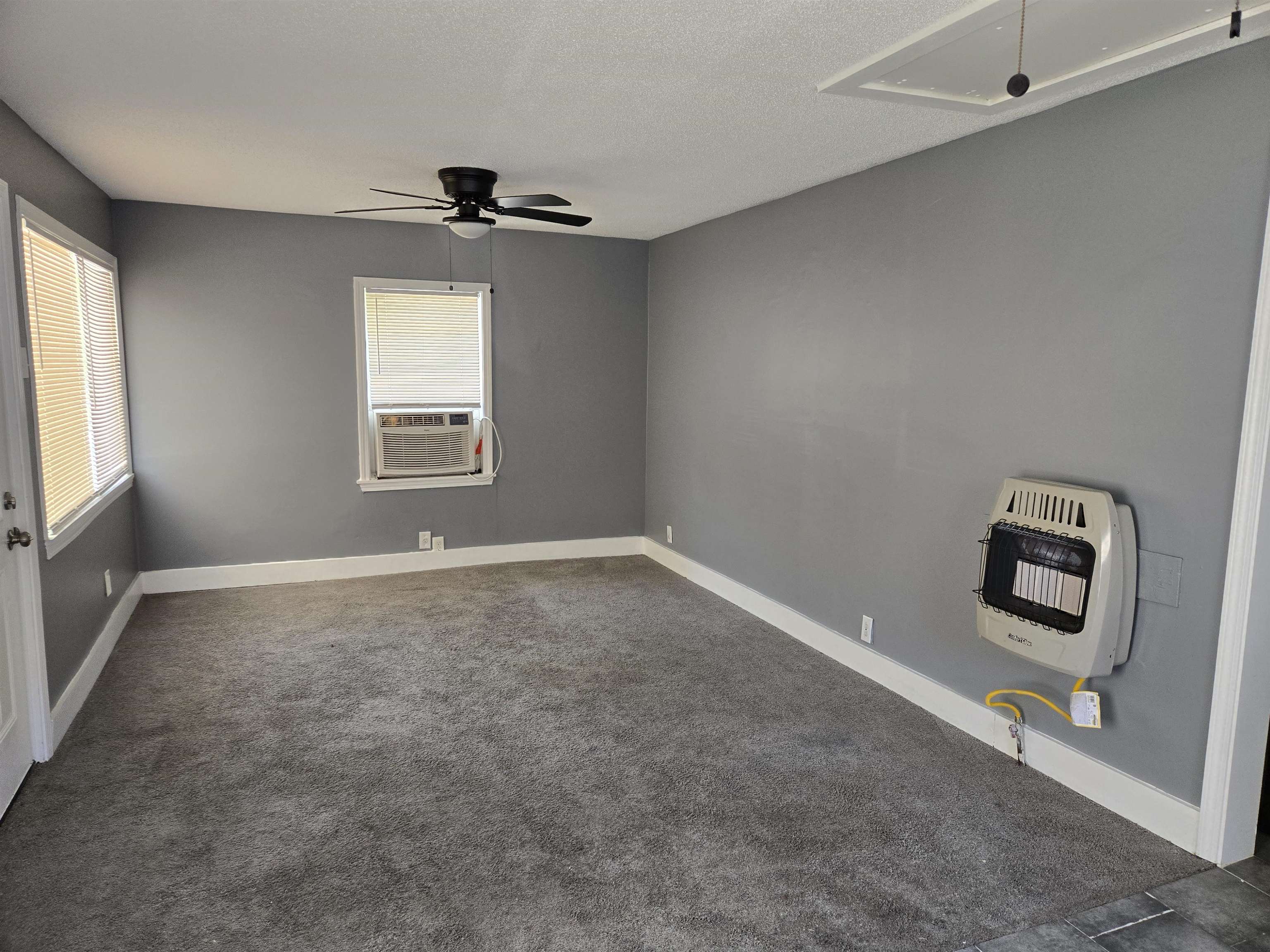 1633 Orr St Property Photo 5