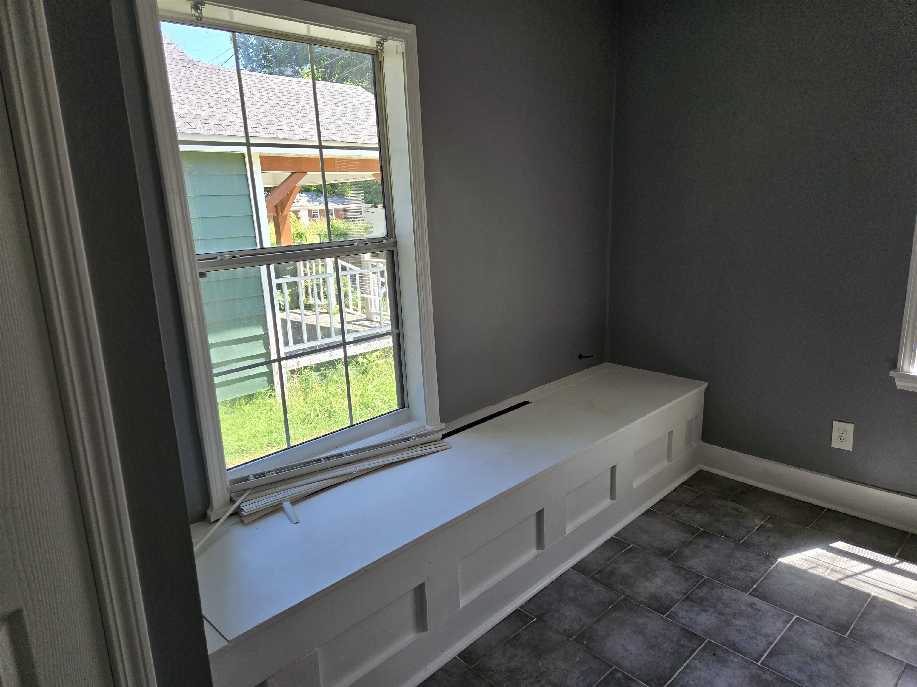1633 Orr St Property Photo 6
