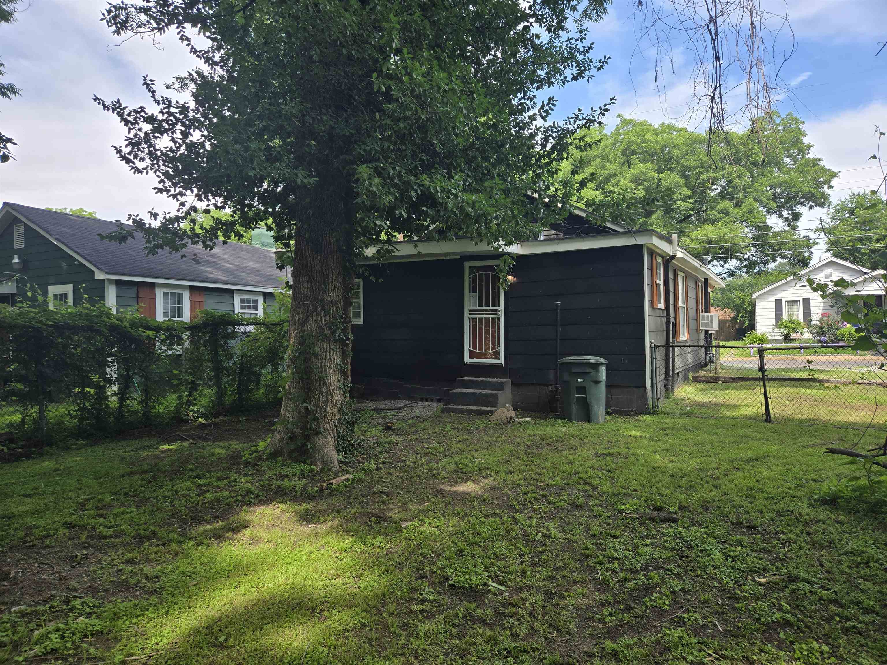 1633 Orr St Property Photo 15