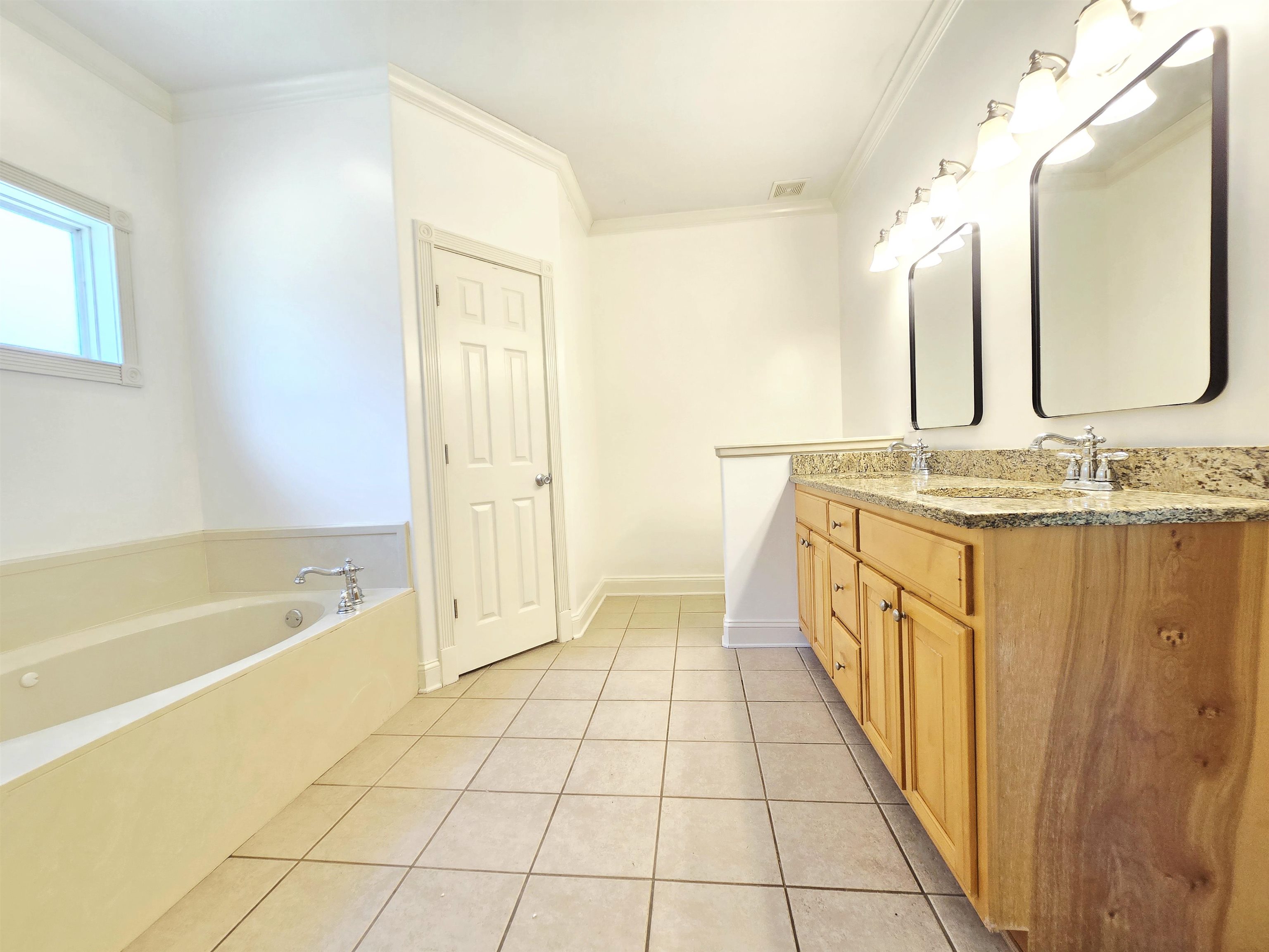 249 Robin St Property Photo 26