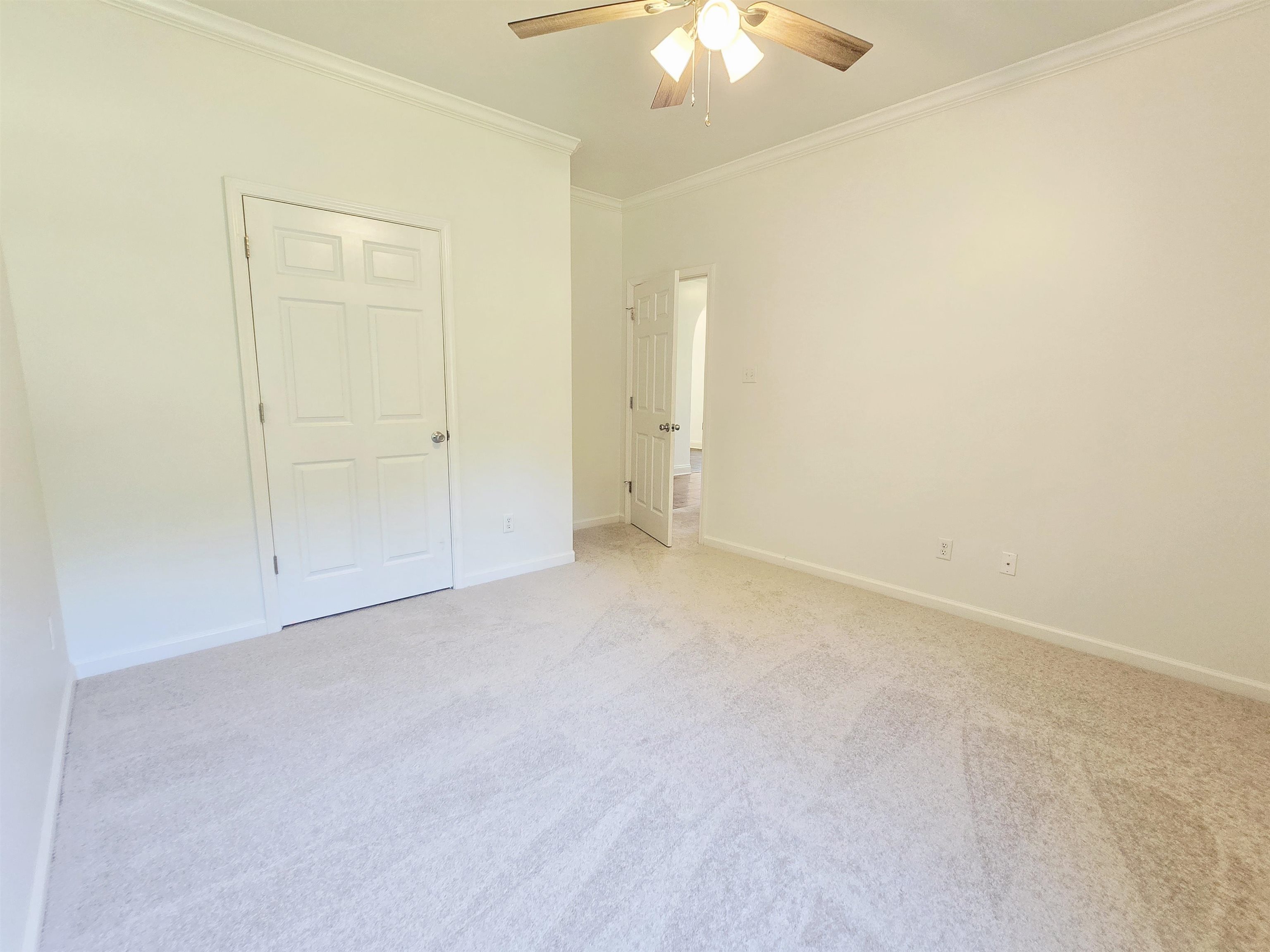 249 Robin St Property Photo 29