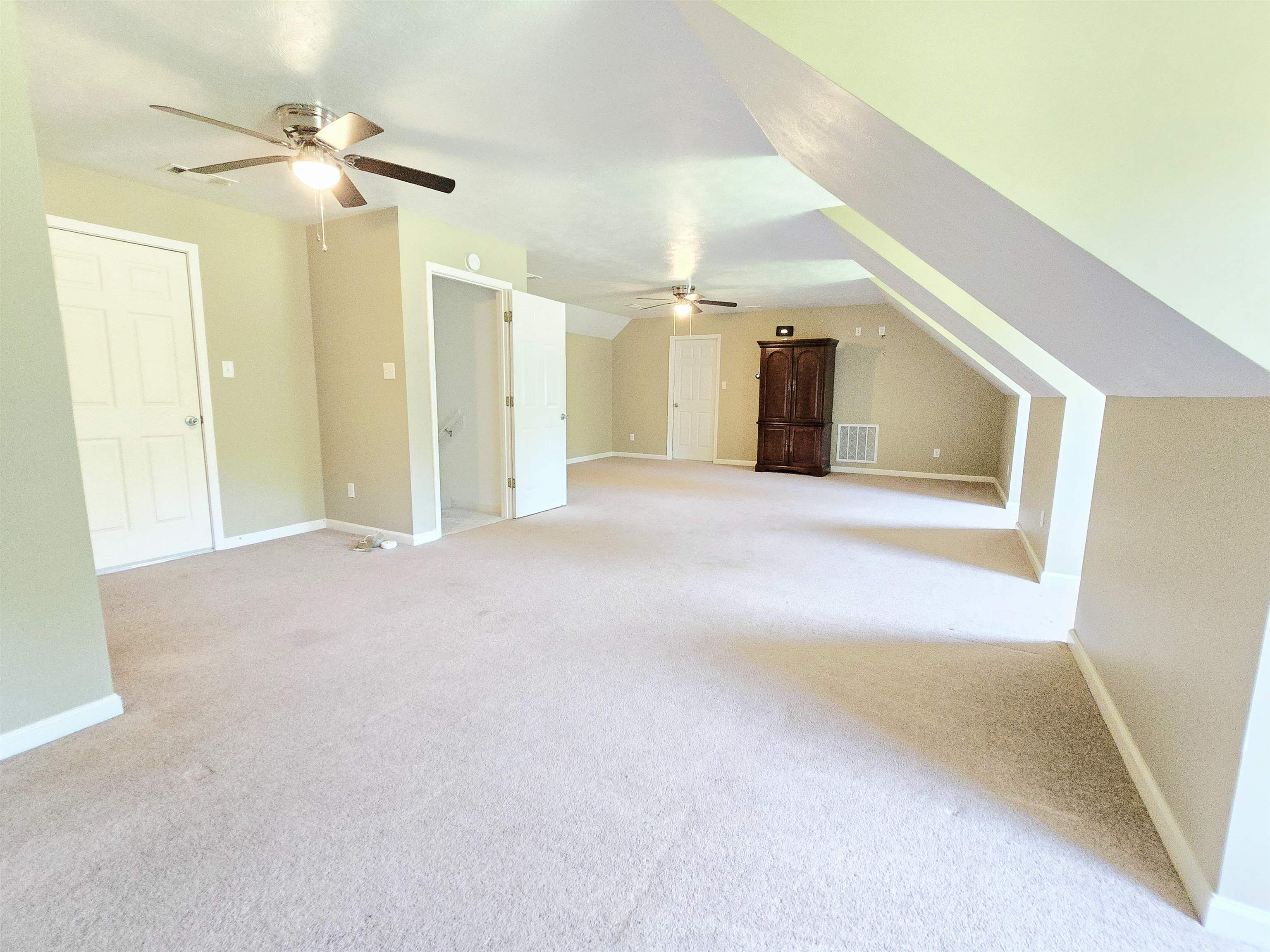 249 Robin St Property Photo 35