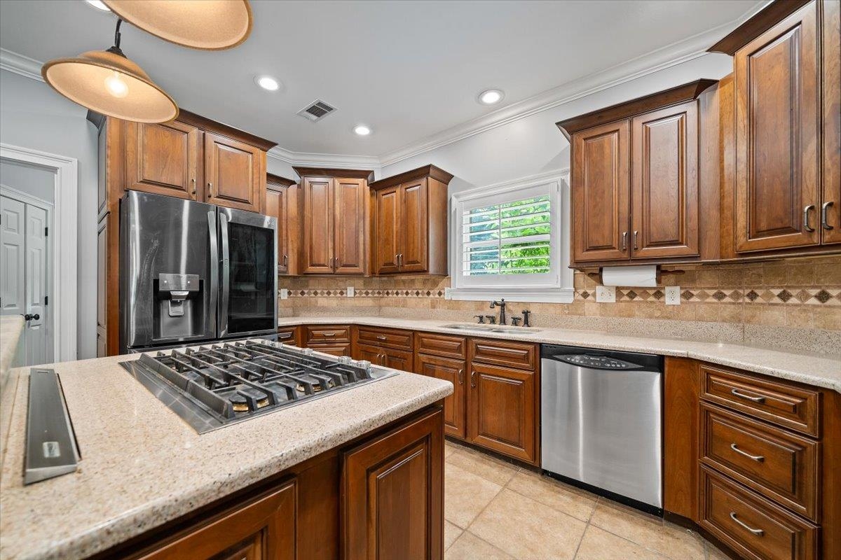 2890 Raleigh-lagrange Dr Property Photo 13